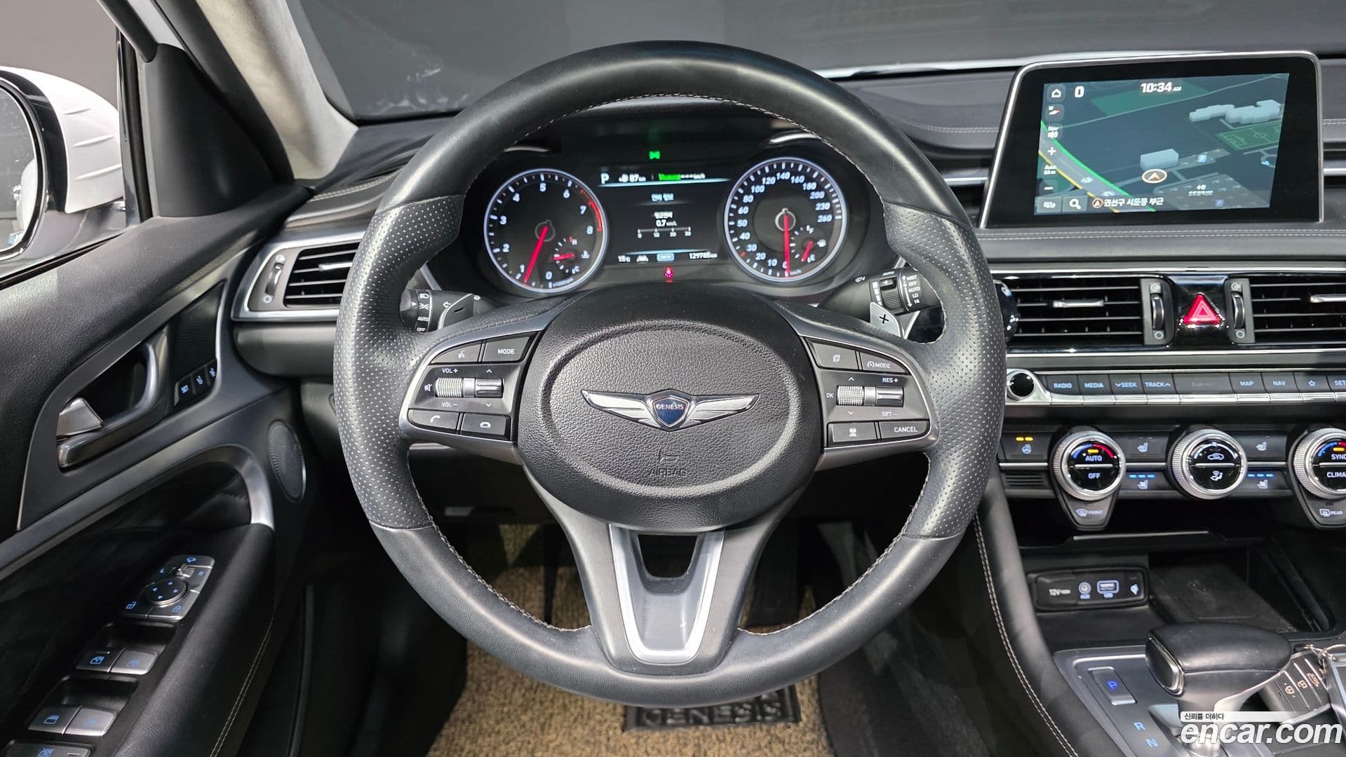 Main__Slider__Photo:G70 Genesis 2018.2-12