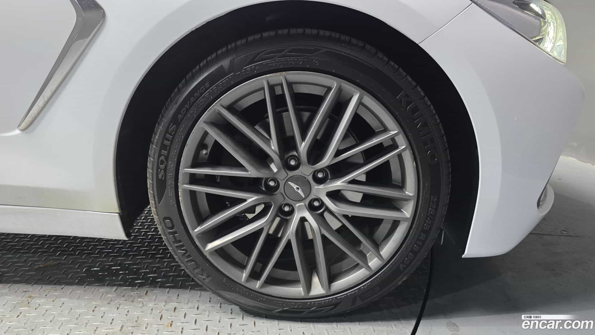 G70 Genesis 2018.2-OUTER-031
