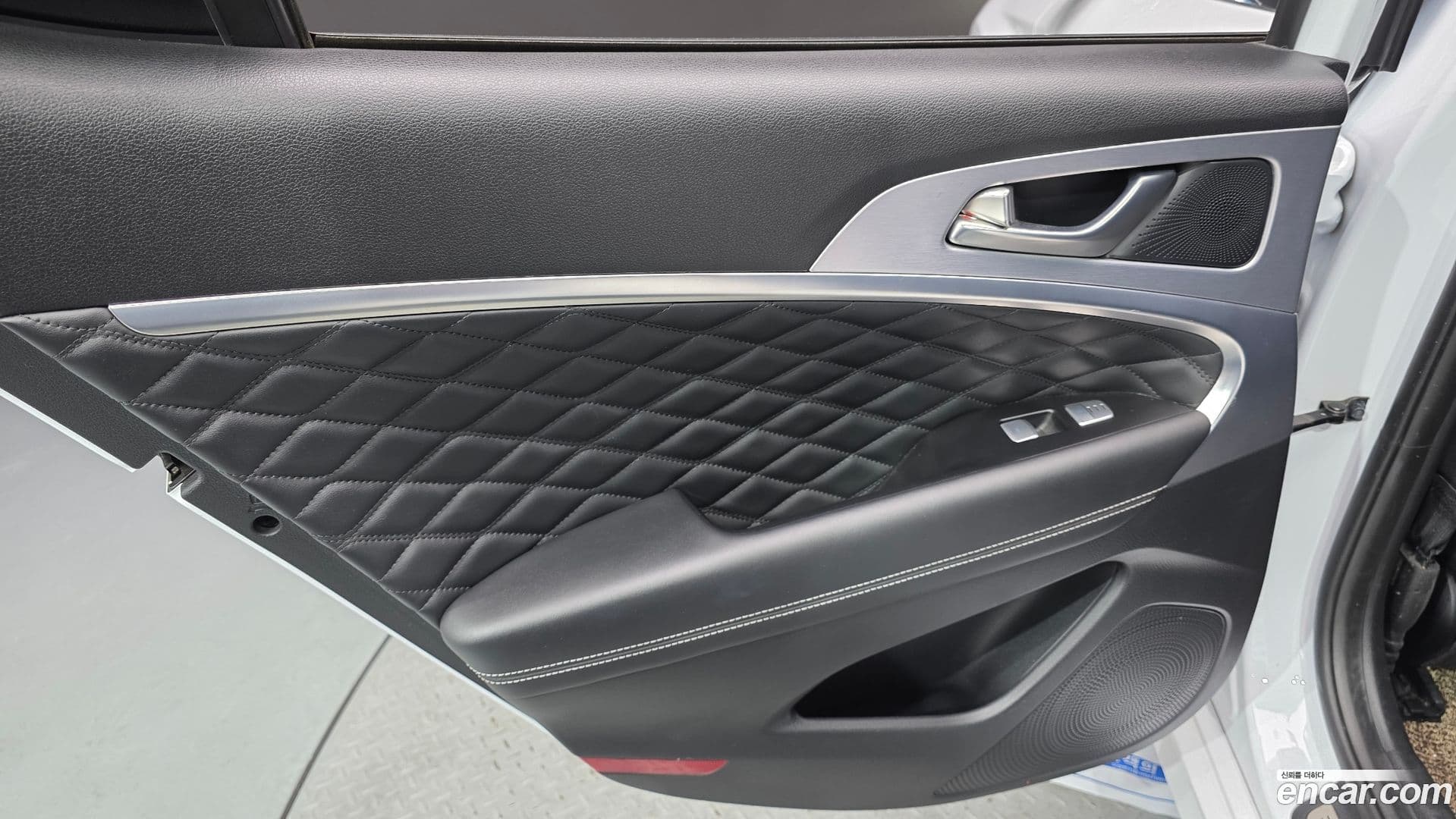 Main__Slider__Photo:G70 Genesis 2018.2-24