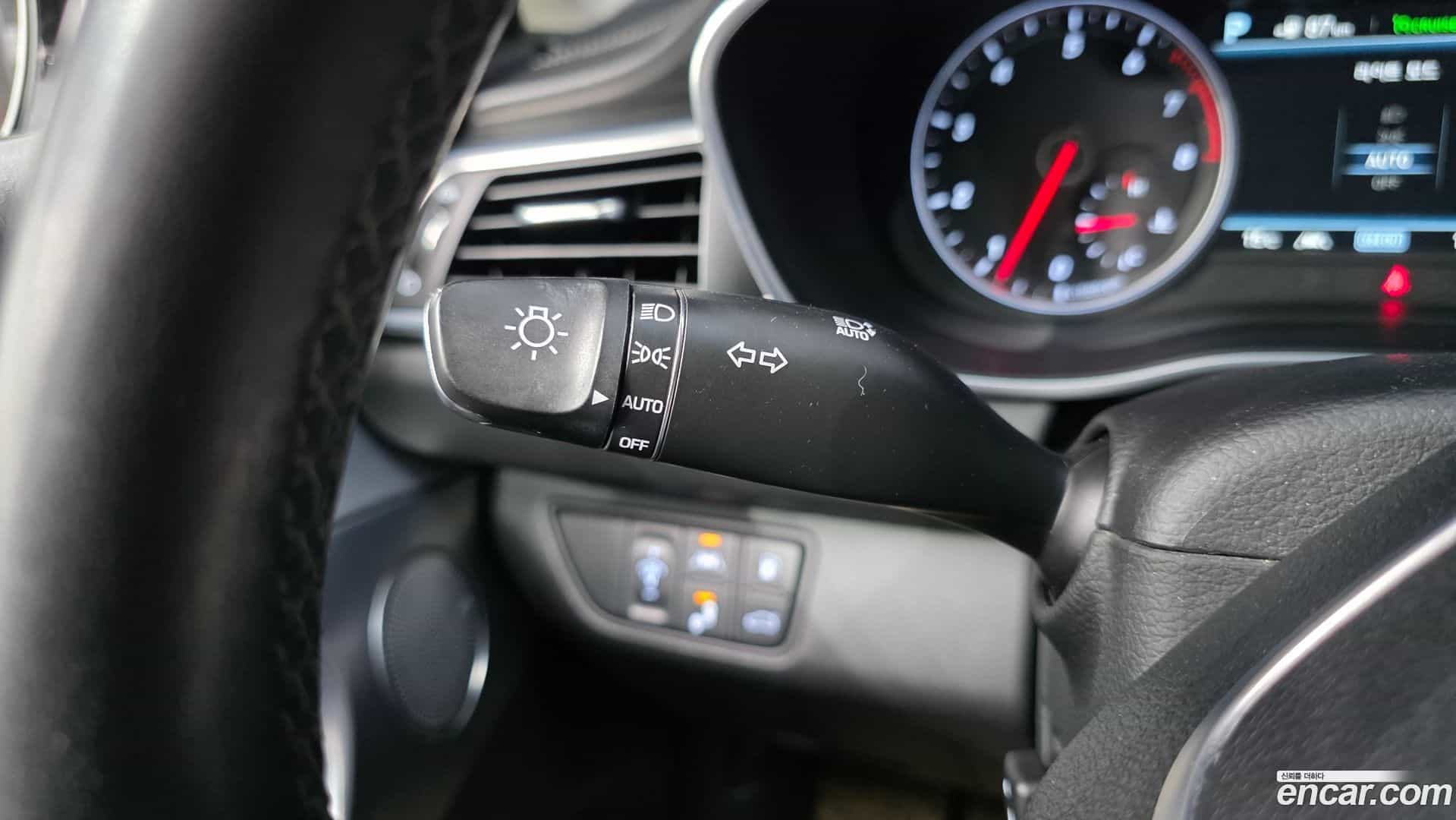 G70 Genesis 2018.2-OPTION-041