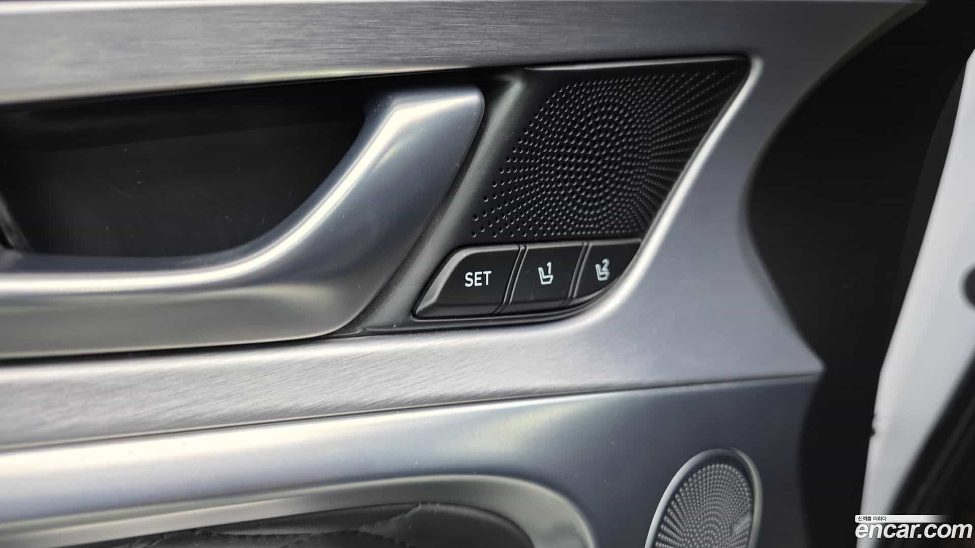 G70 Genesis 2018.2-OPTION-042