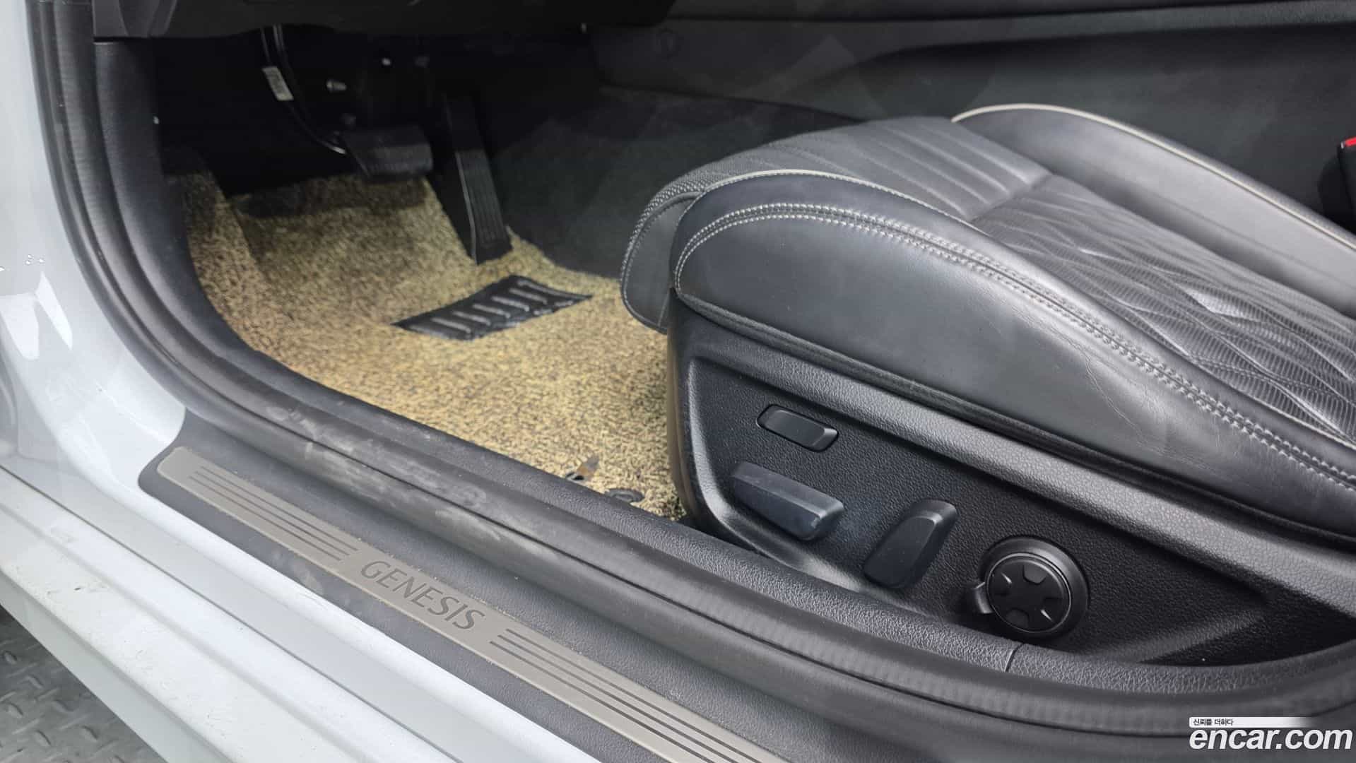 G70 Genesis 2018.2-OPTION-043