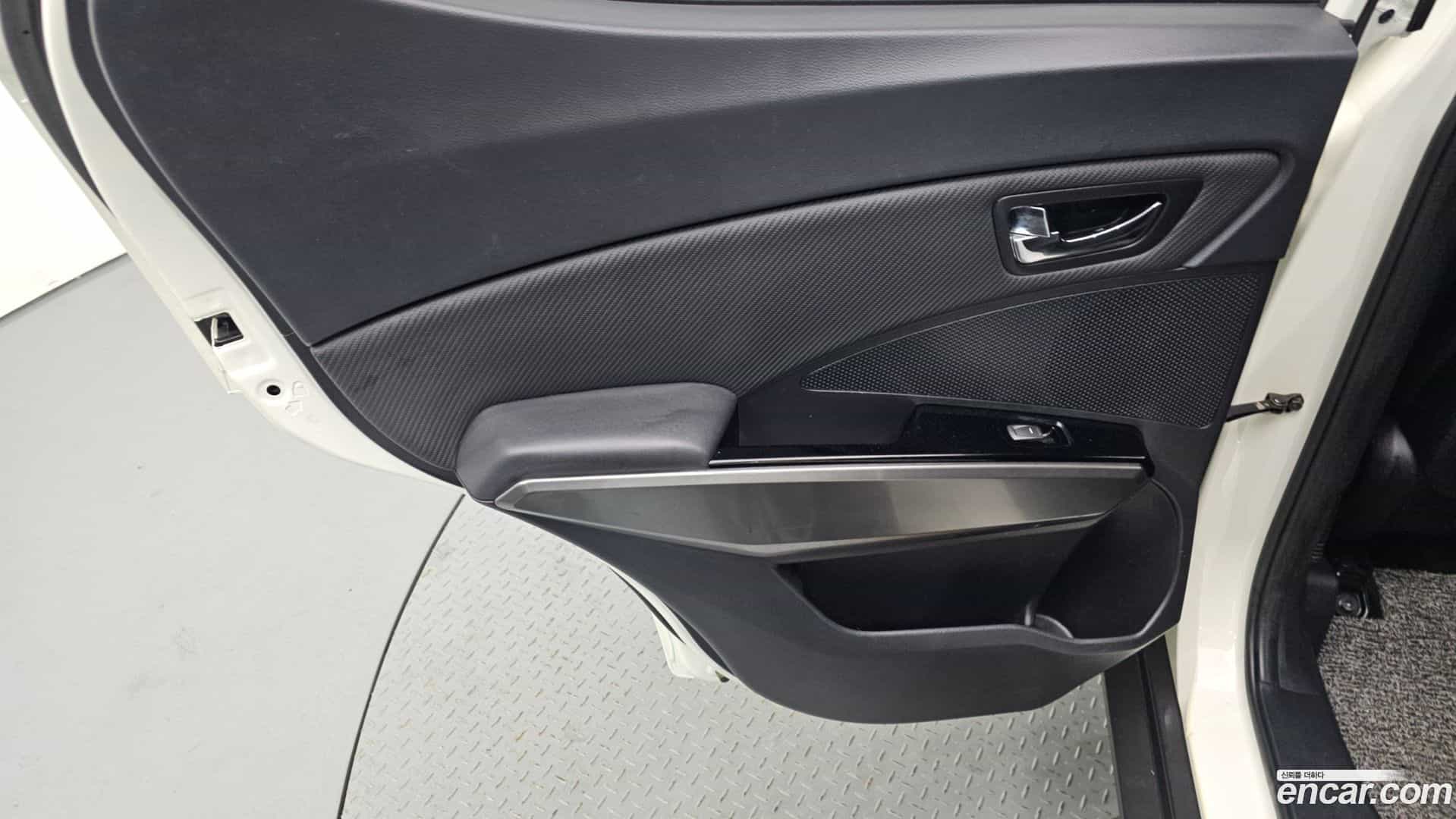 TIBOLI KG Mobility 2019.9-INNER-035