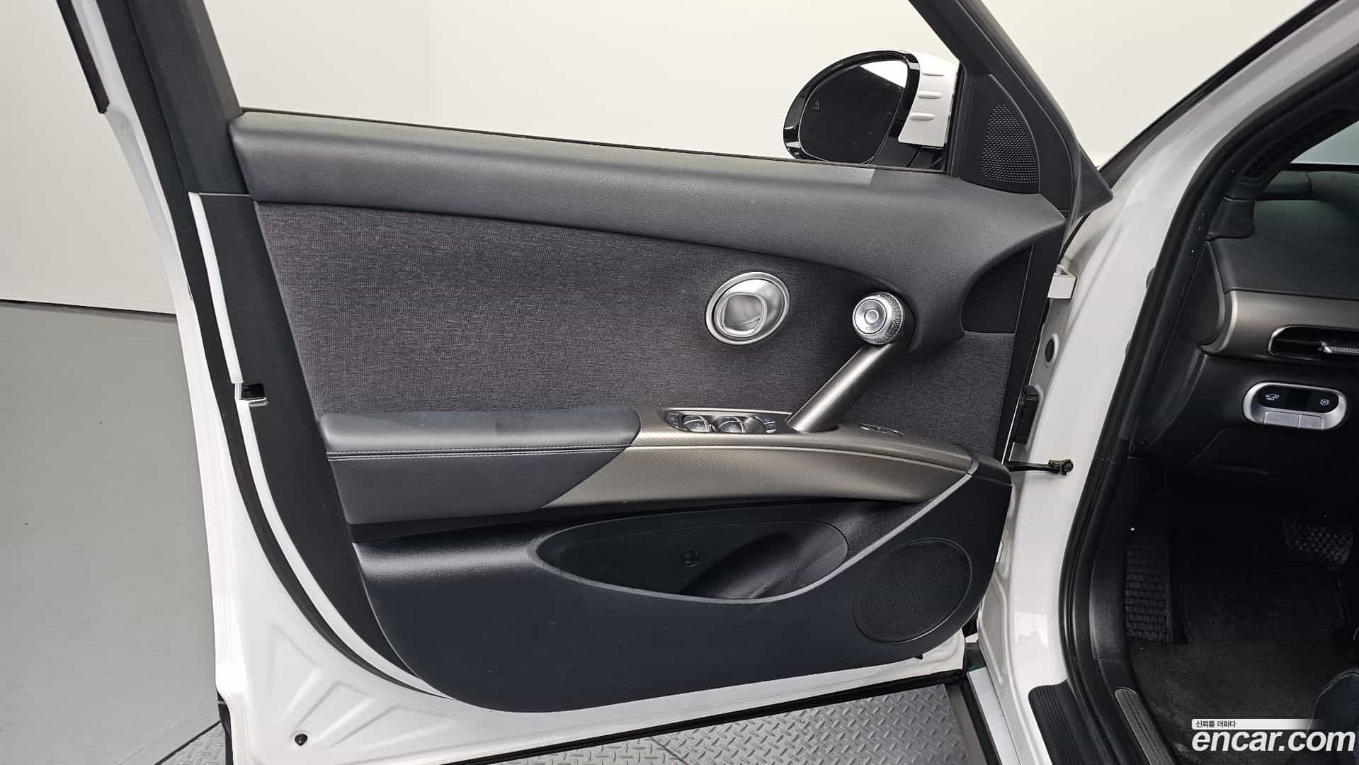 GV60 Genesis 2022.2-INNER-034
