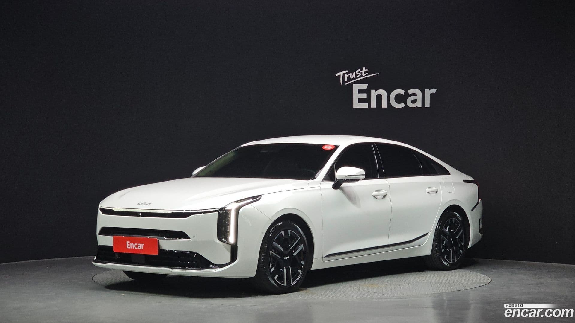 Main__Slider__Photo:K8 Kia 2024.9-0