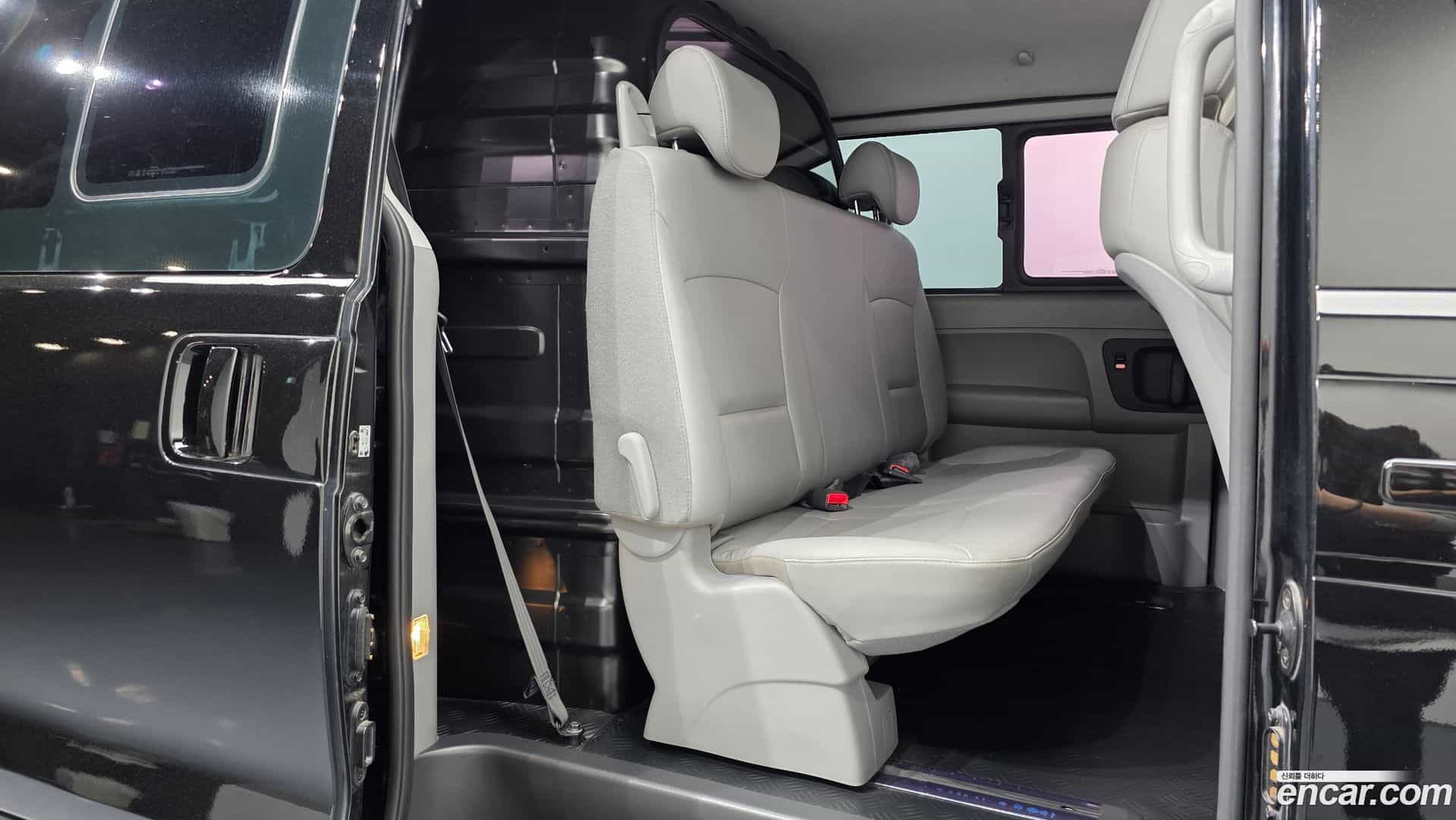 Starex Hyundai 2018.11-OPTION-015