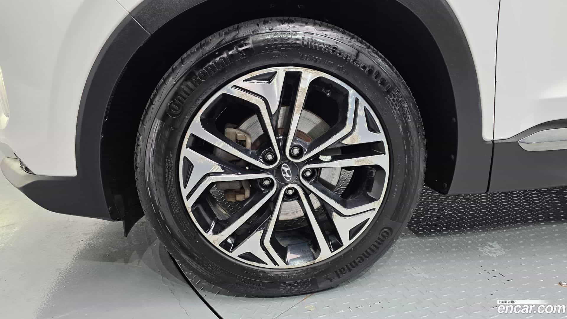 Santafe Hyundai 2018.2-OUTER-005