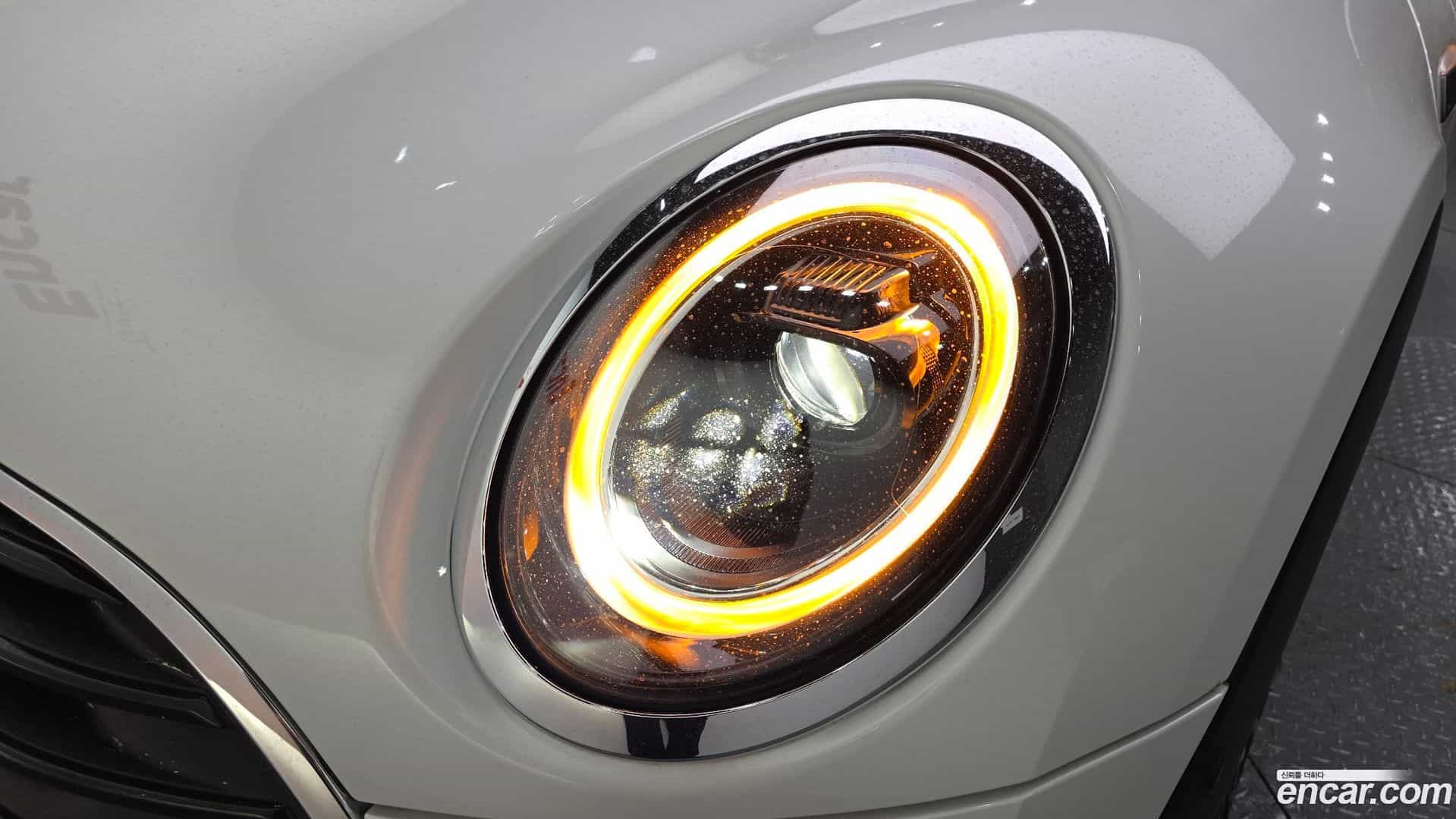 Clubman Mini 2023.10-OUTER-032
