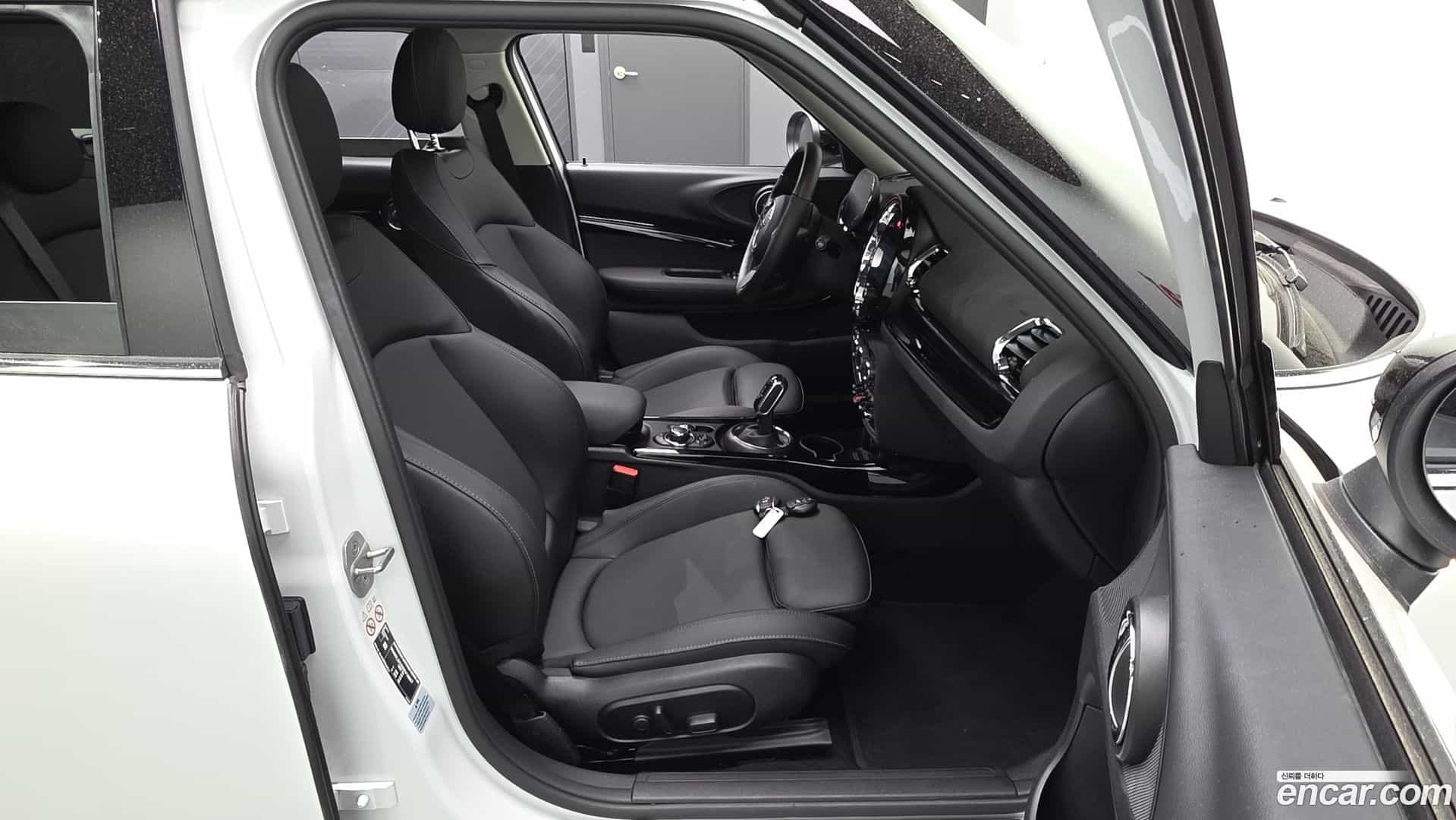 Clubman Mini 2023.10-INNER-036