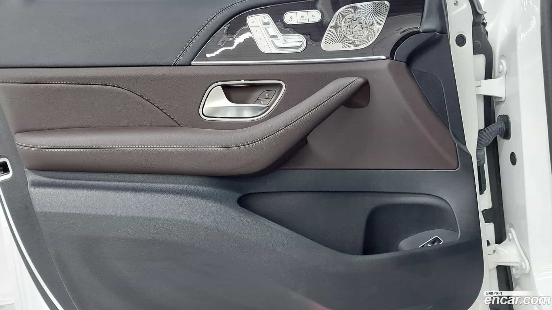 GLE-Class Mercedes-Benz 2023.0-OPTION-019