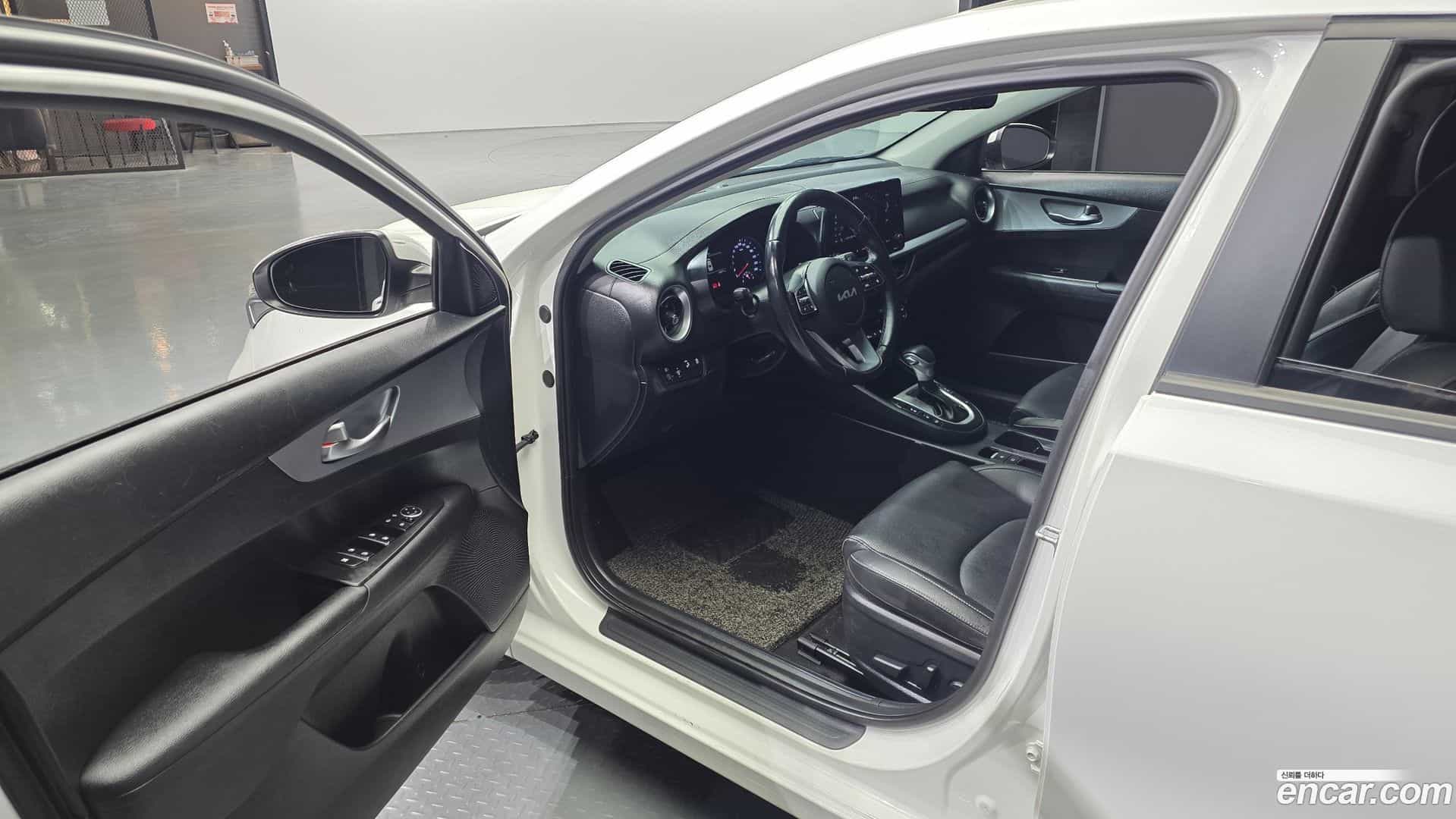 K3 Kia 2021.5-INNER-010