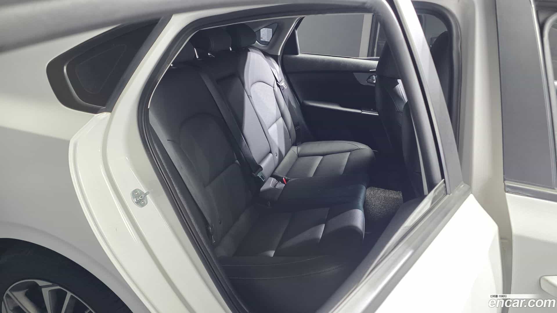 K3 Kia 2021.5-INNER-036