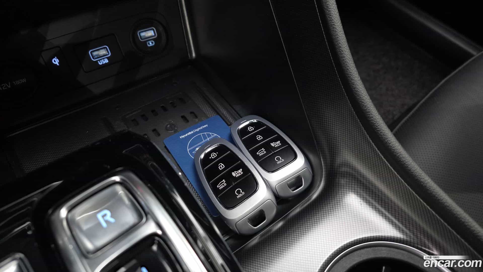 Sonata Hyundai 2019.4-OPTION-023