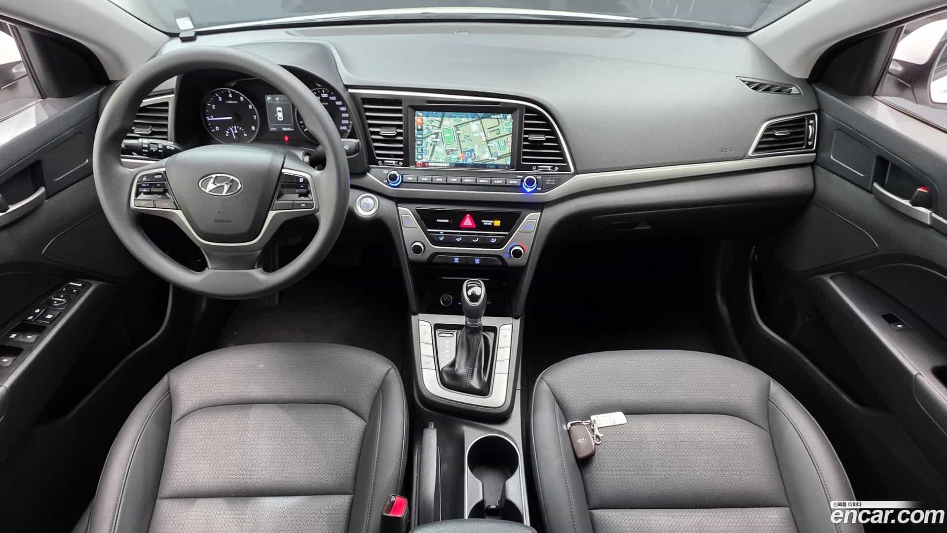 AVANTE Hyundai 2017.7-INNER-007