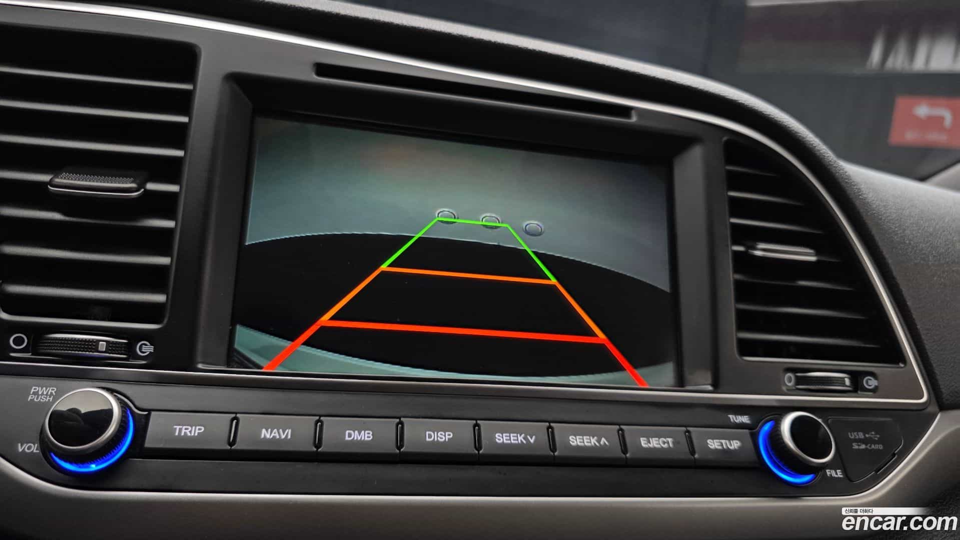 AVANTE Hyundai 2017.7-OPTION-022