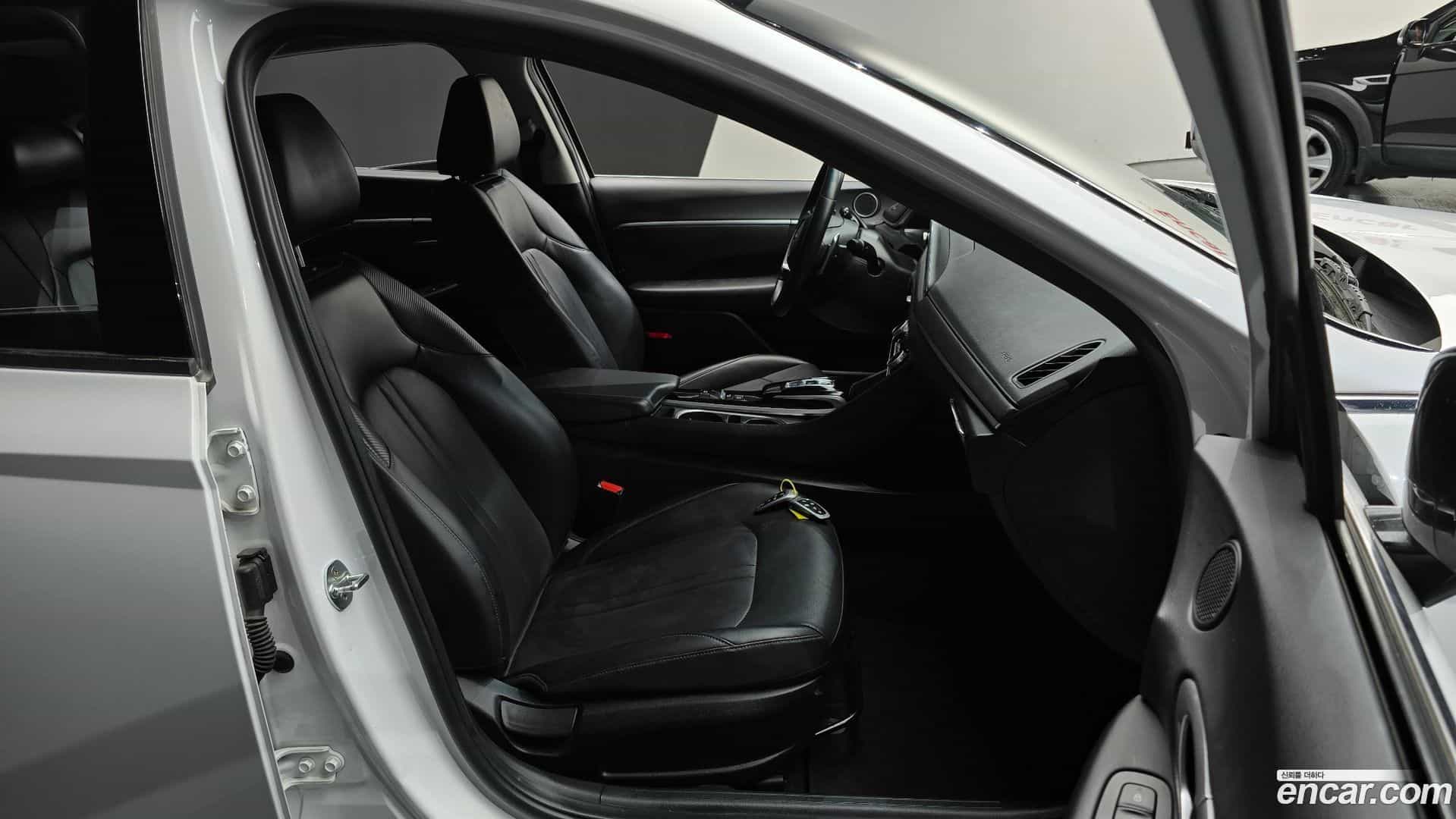 Sonata Hyundai 2022.6-INNER-036