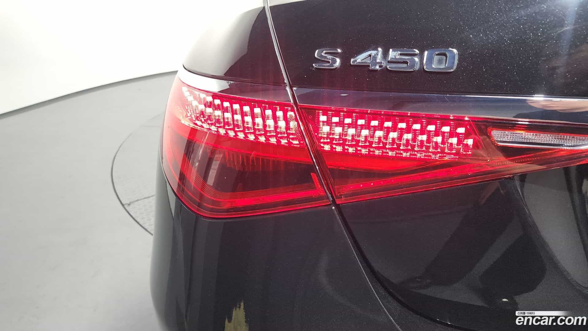 S-Class Mercedes-Benz 2022.4-OUTER-033