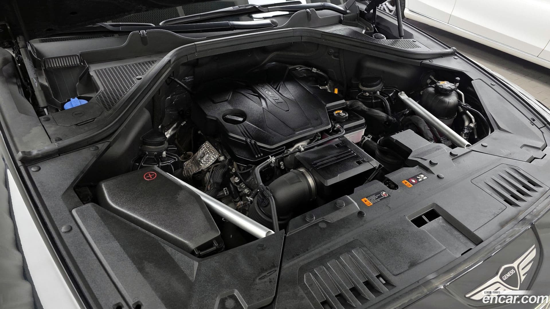 Main__Slider__Photo:GV80 Genesis 2024.1-5