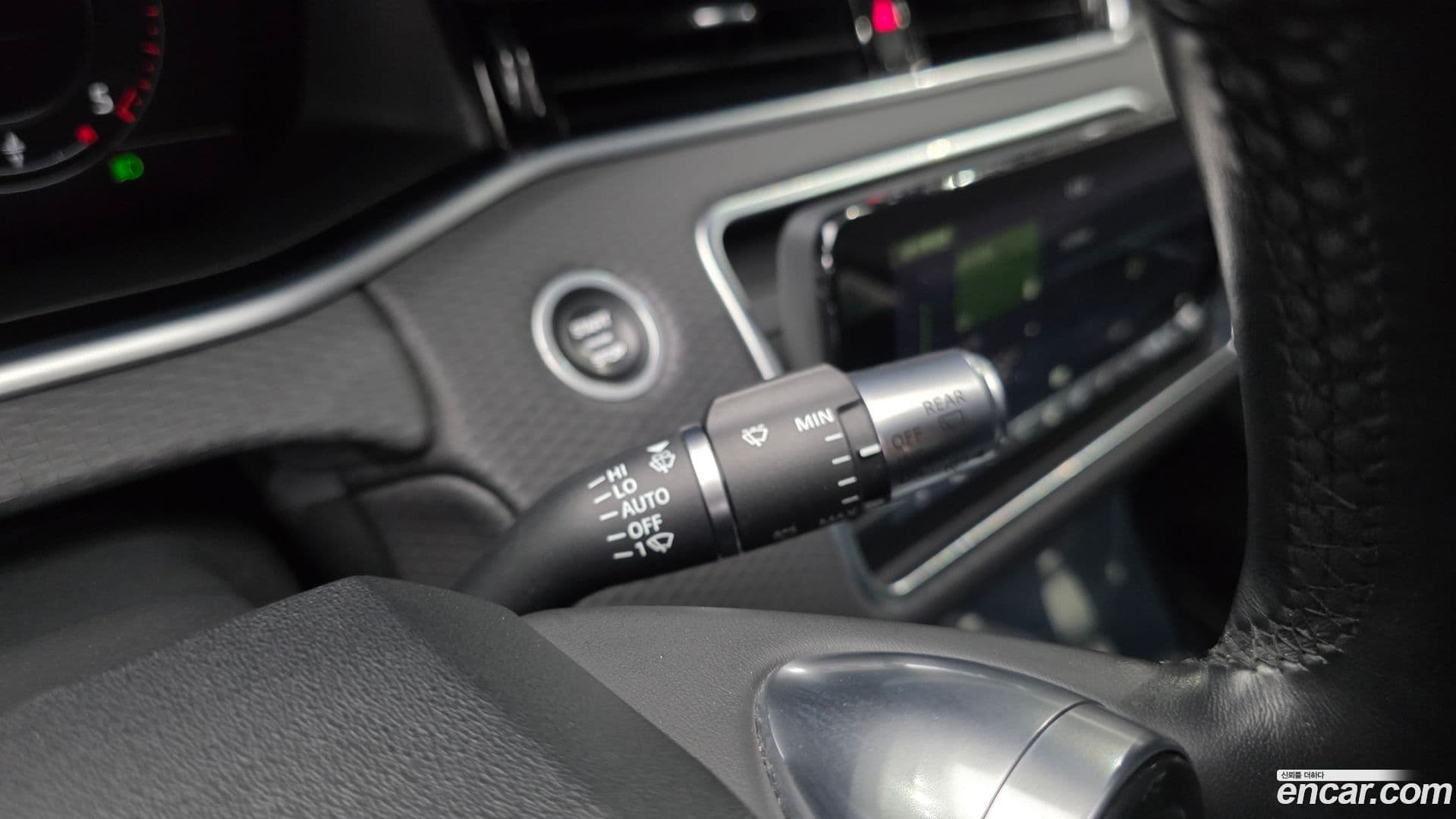 Main__Slider__Photo:Range Rover Evoque Land Rover 2020.5-16