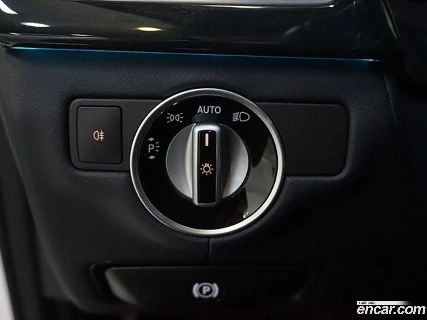 CLS-Class Mercedes-Benz 2017.2-INNER-007