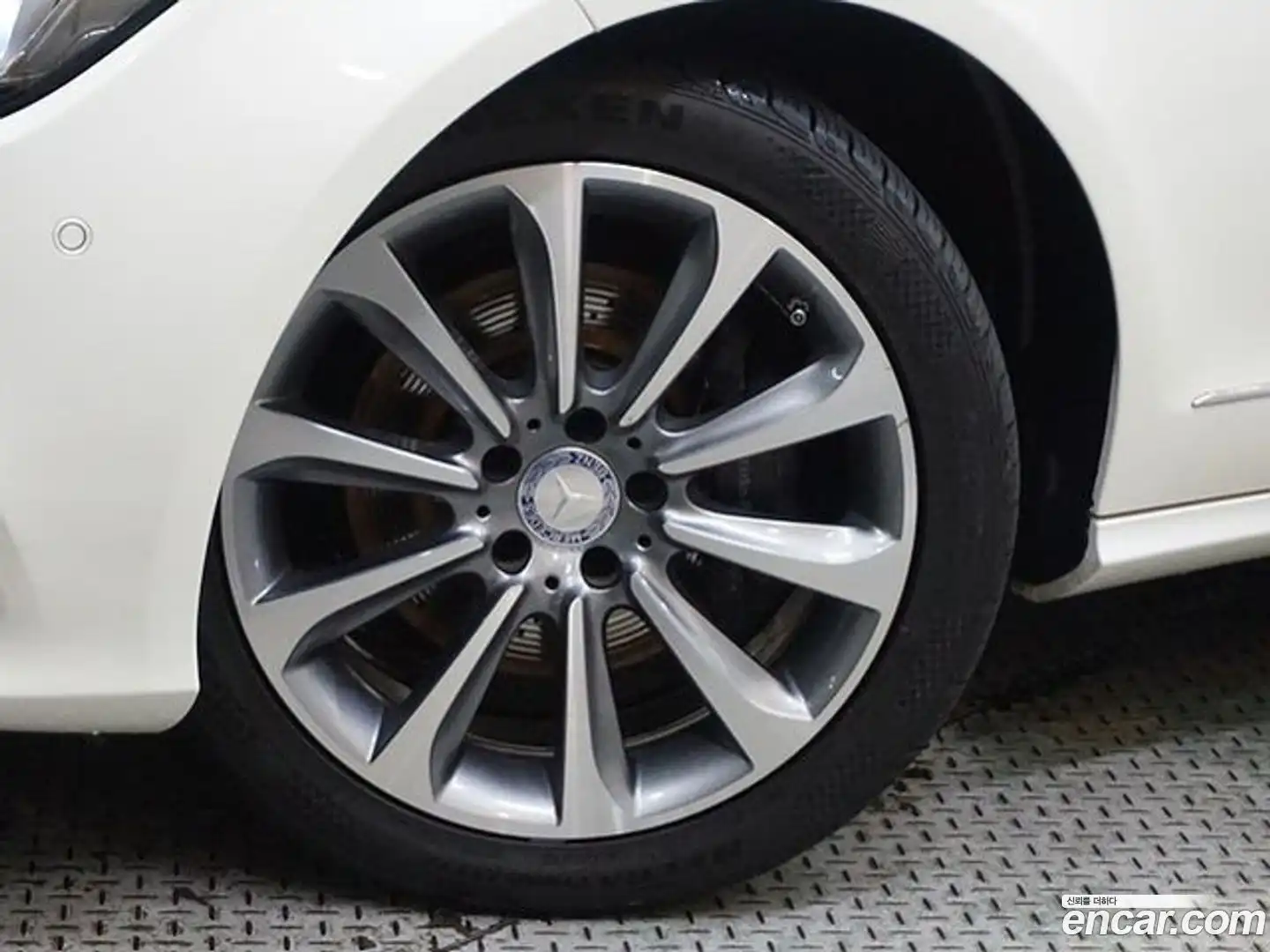 CLS-Class Mercedes-Benz 2017.2-OPTION-019