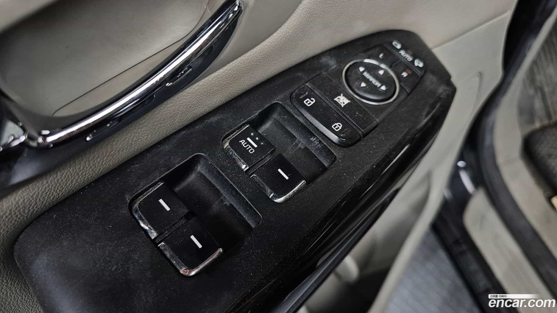 Canival Kia 2018.5-OPTION-052
