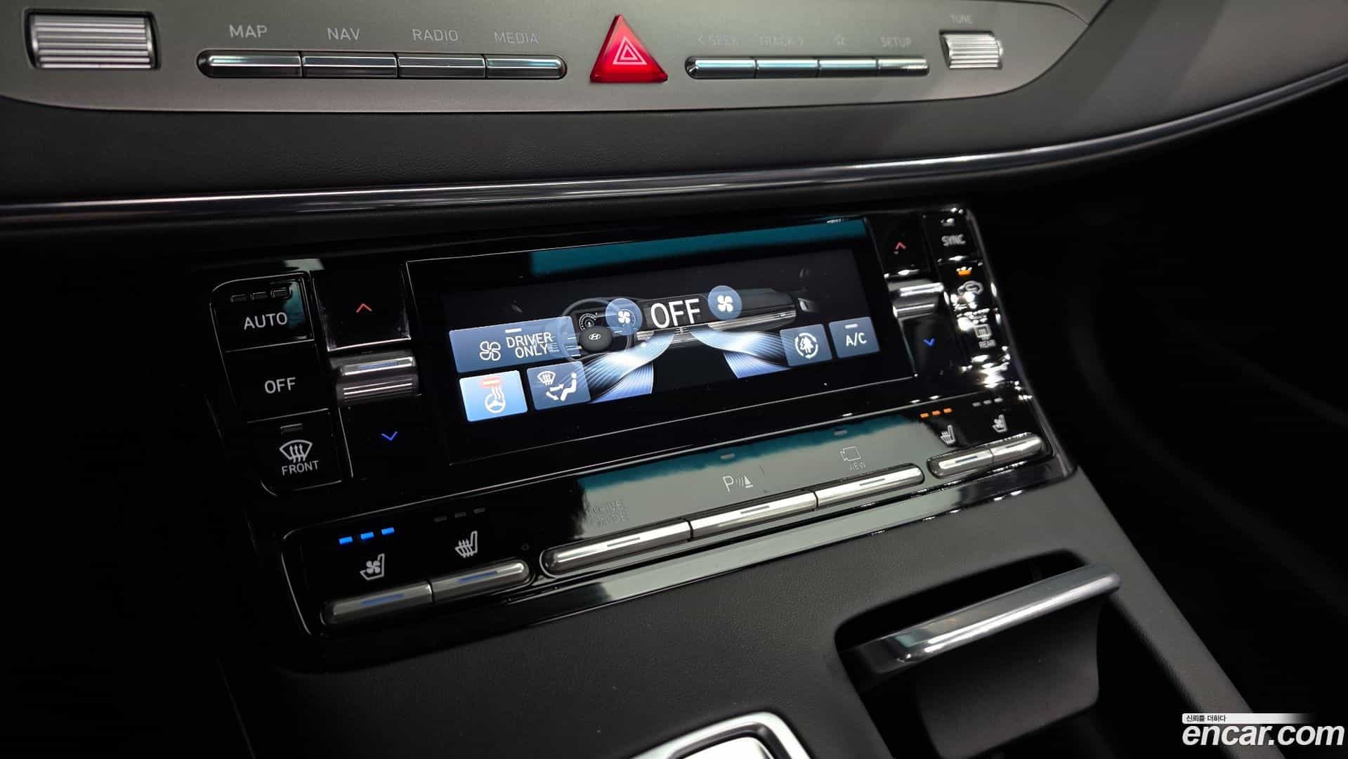 Grandeur Hyundai 2021.8-OPTION-021