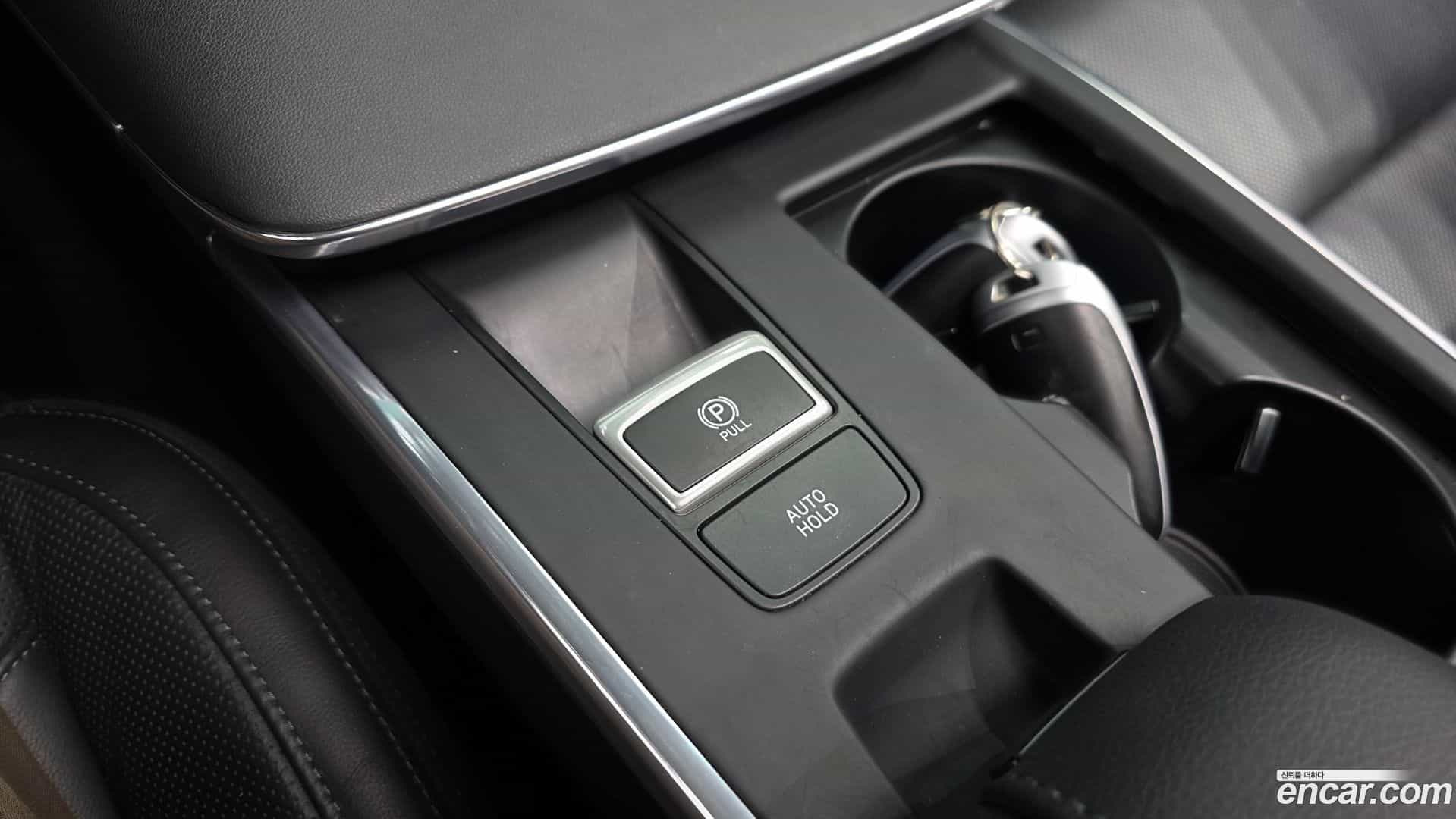 Grandeur Hyundai 2021.8-OPTION-043