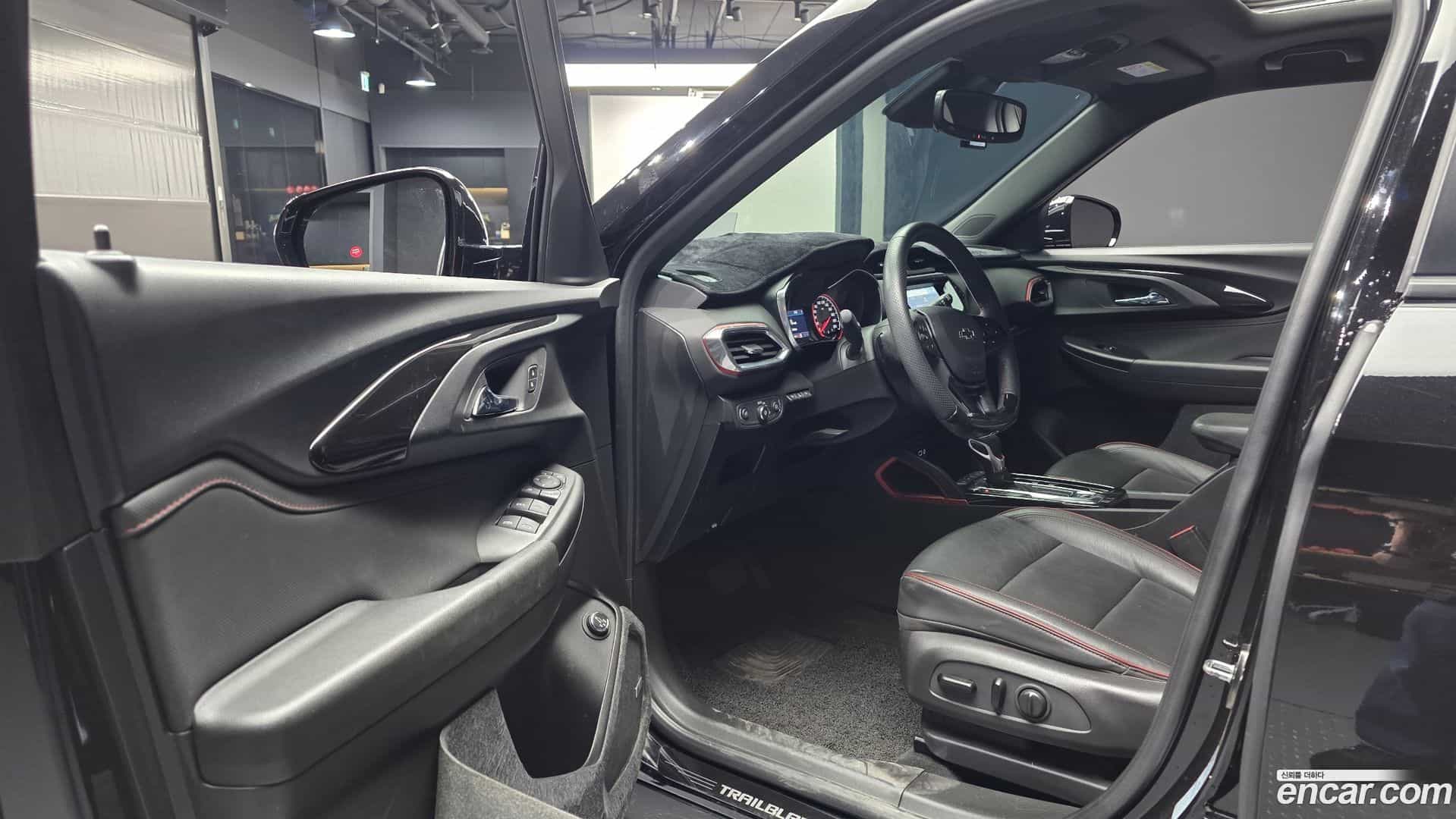 Trailblazer Chevrolet 2021.2-INNER-010