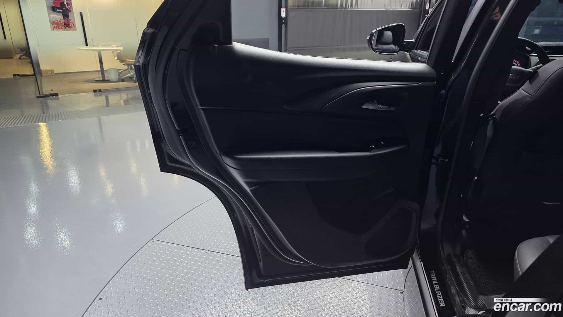 Trailblazer Chevrolet 2021.2-INNER-035