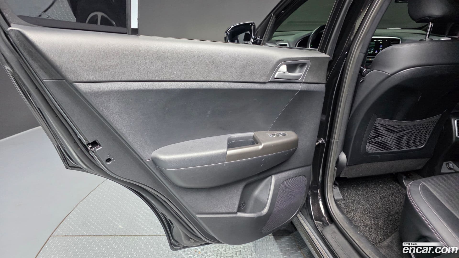 Main__Slider__Photo:Sportage Kia 2019.0-24