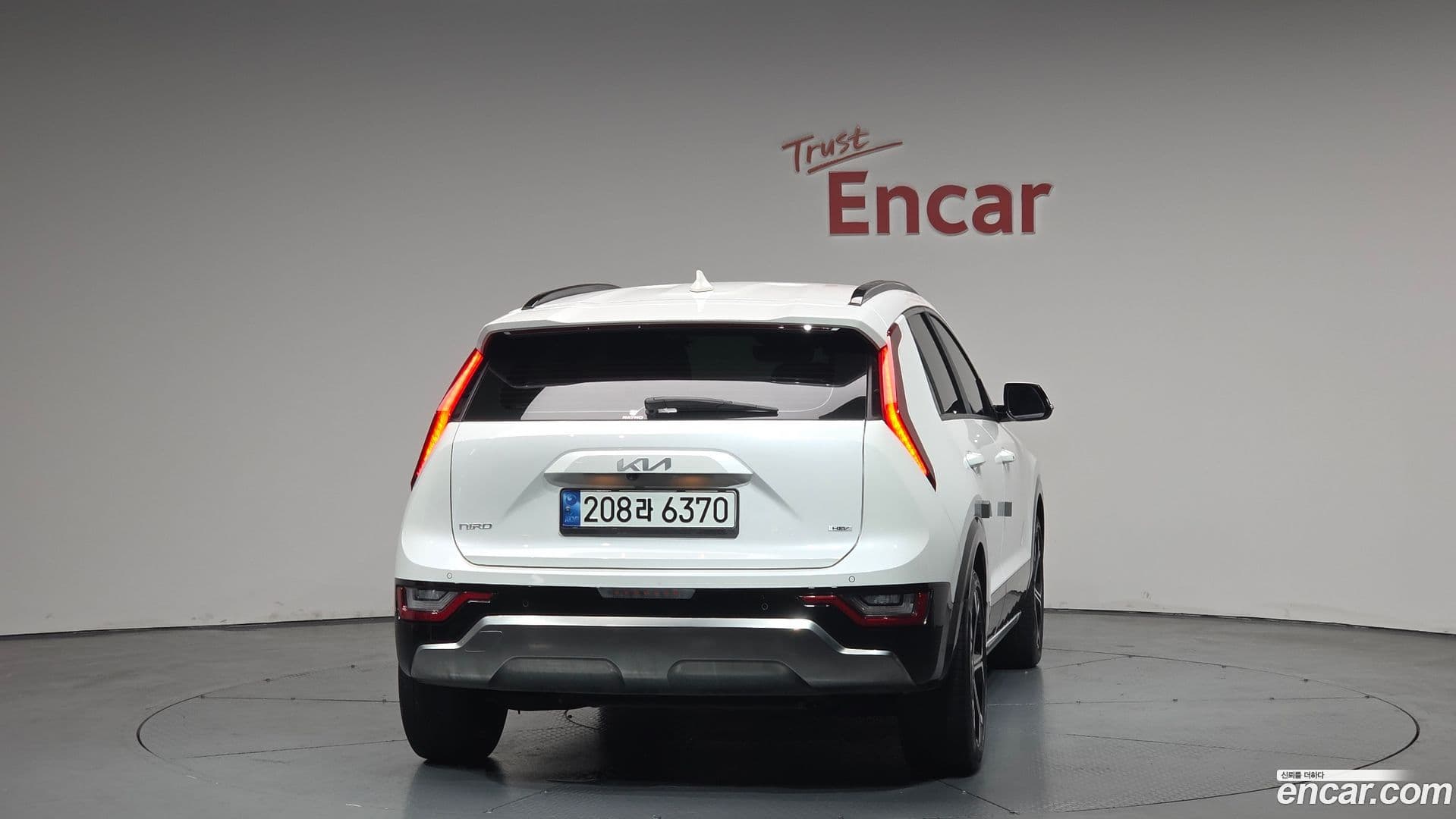 Main__Slider__Photo:Niro Kia 2022.6-3