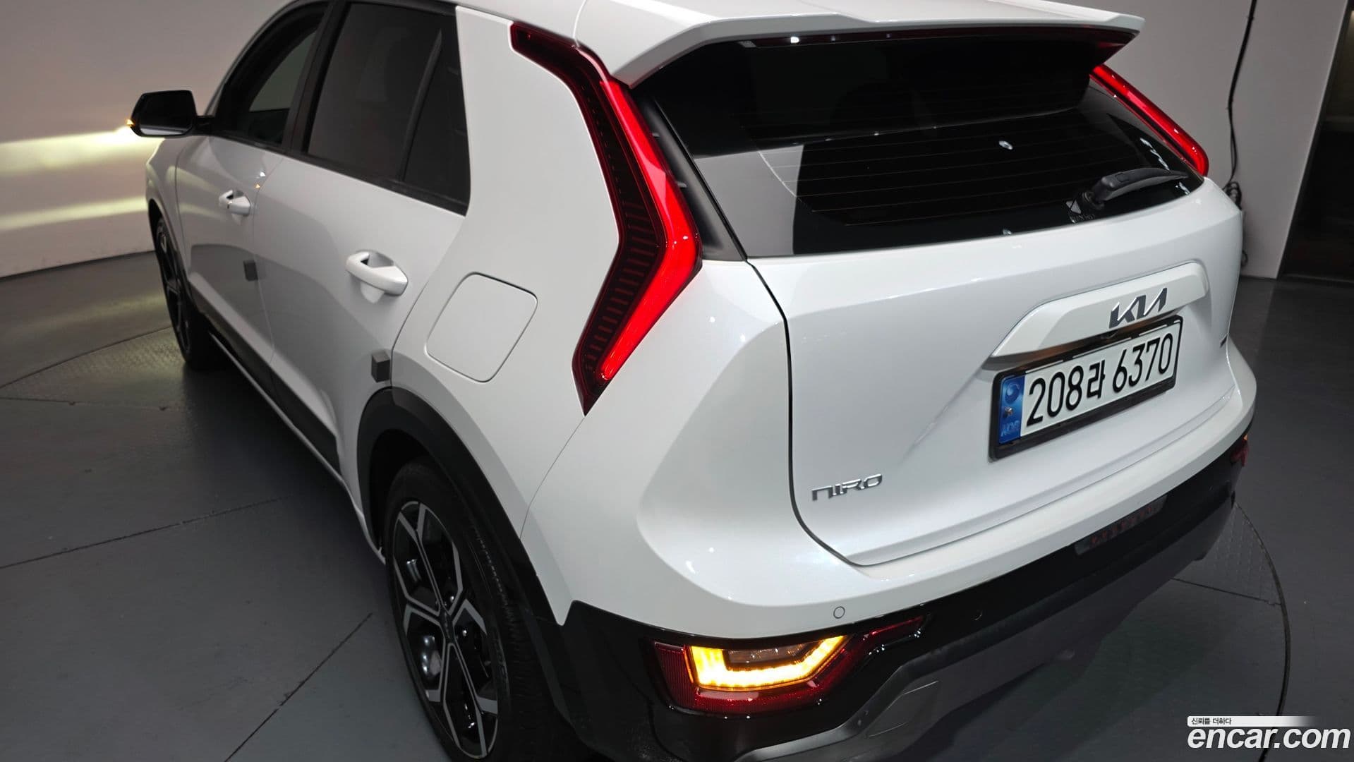 Main__Slider__Photo:Niro Kia 2022.6-22