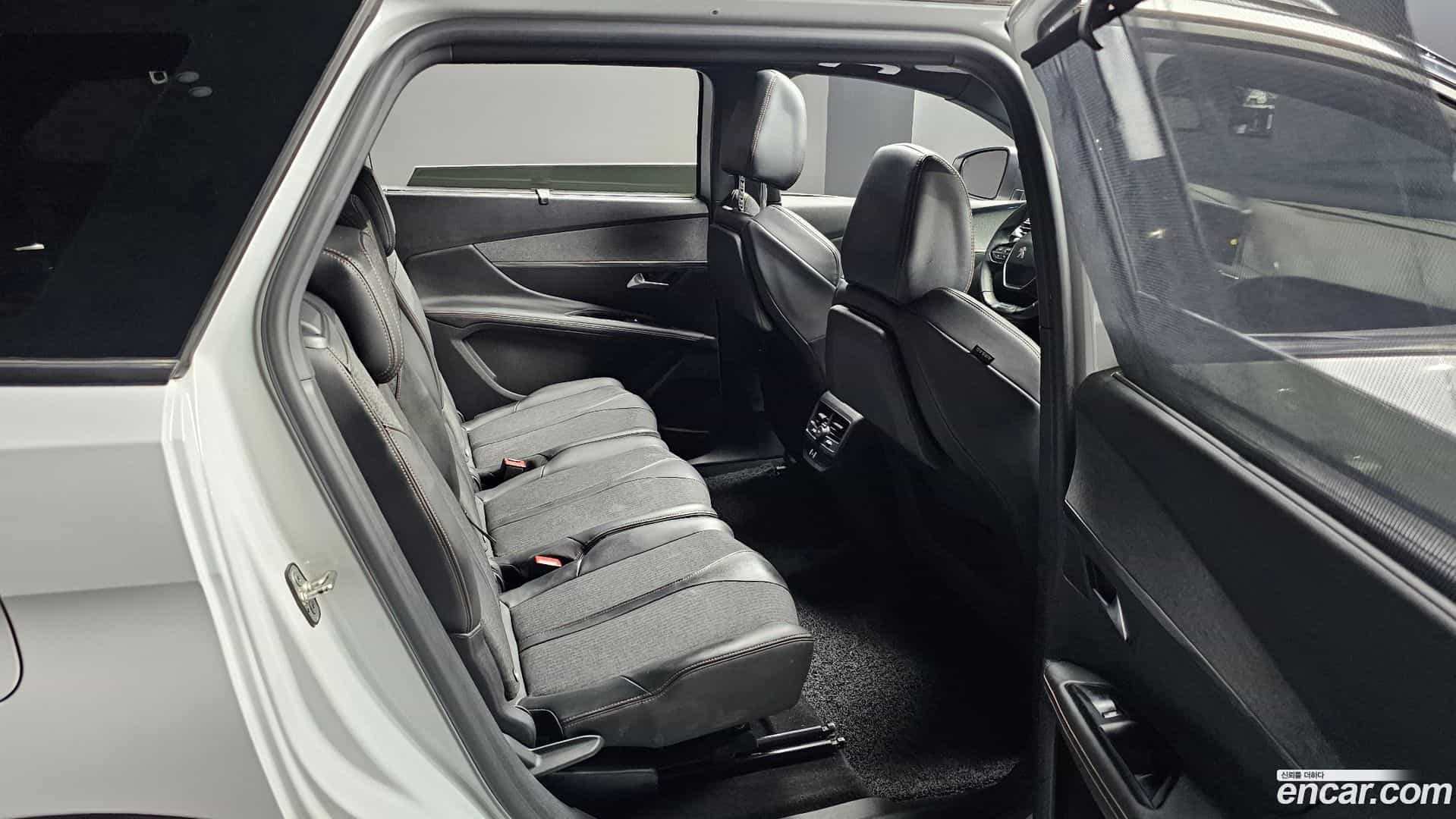 5008 Peugeot 2019.6-OPTION-016