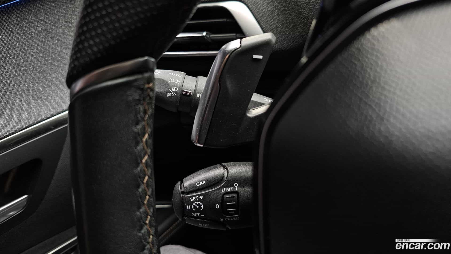 5008 Peugeot 2019.6-OPTION-042