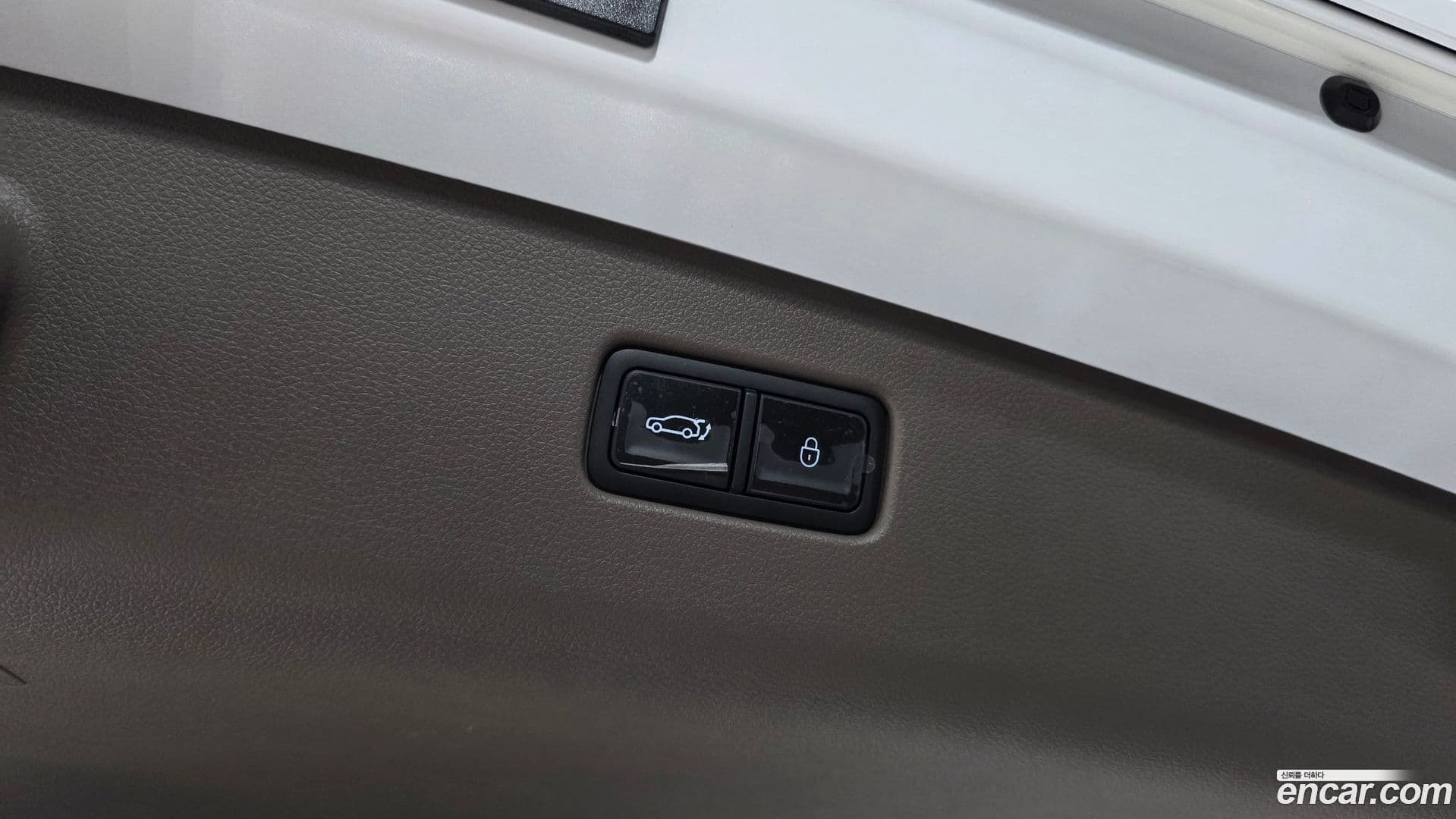 Main__Slider__Photo:GV70 Genesis 2025.6-19