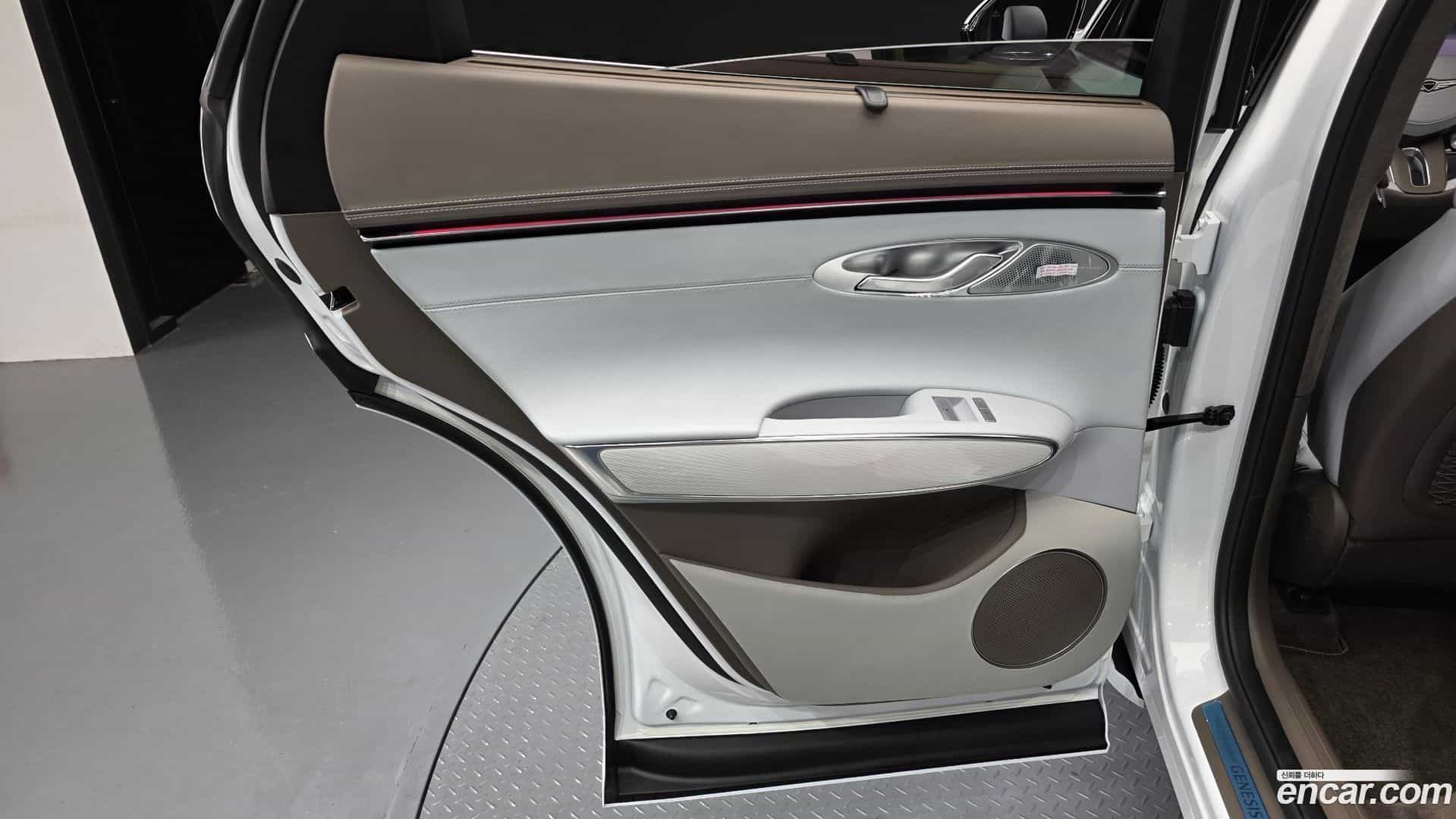 GV70 Genesis 2025.6-INNER-035