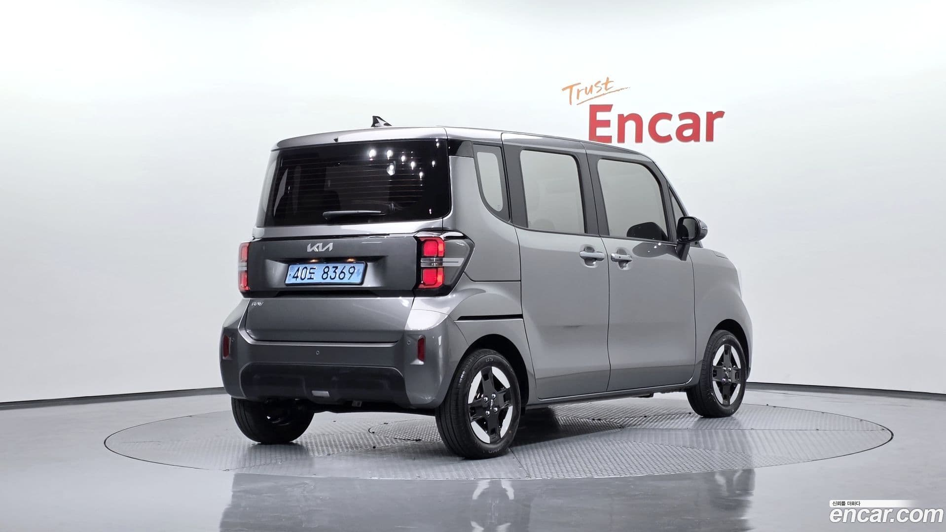 Main__Slider__Photo:RAY Kia 2024.3-1