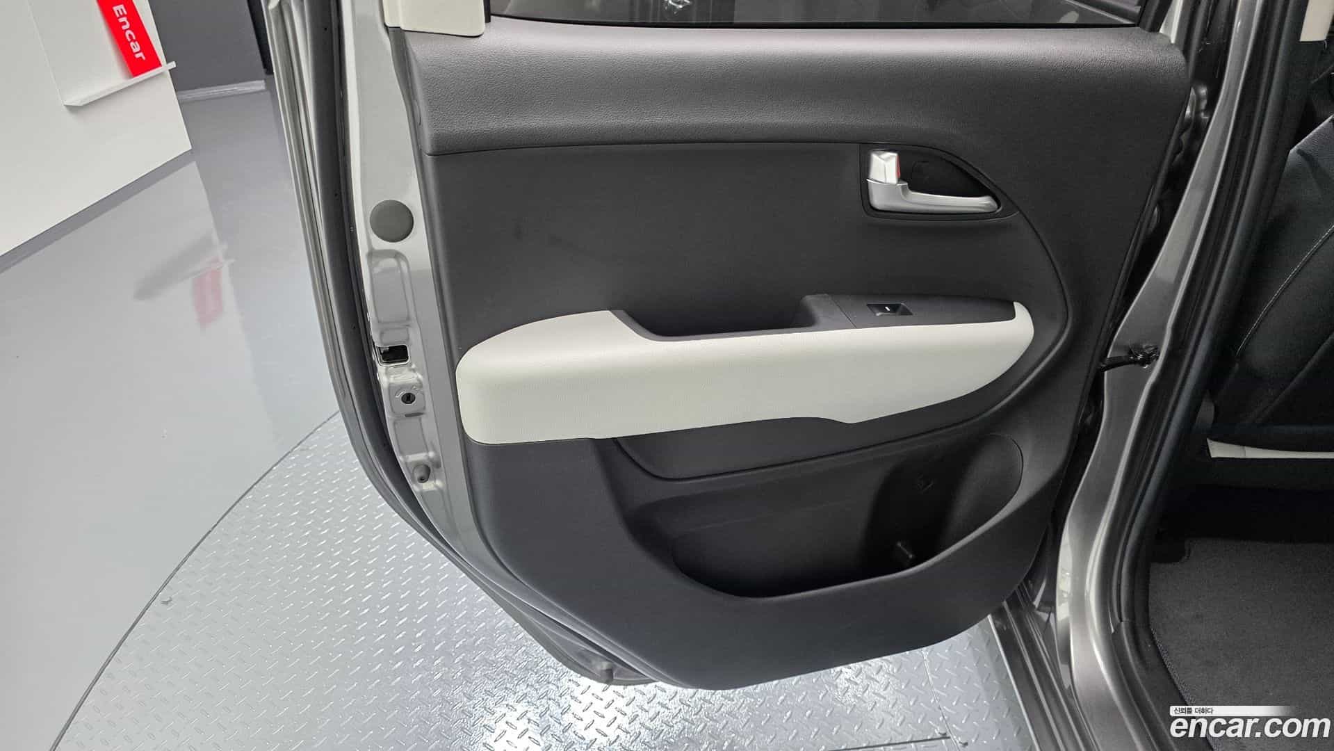 RAY Kia 2024.3-INNER-035