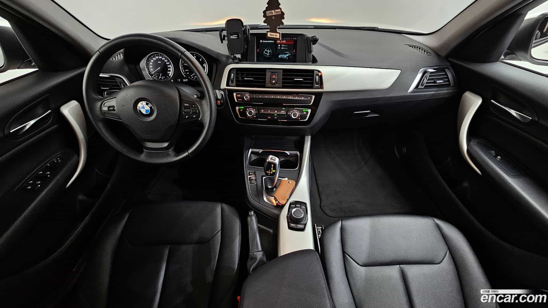 1-Series BMW 2018.1-INNER-007