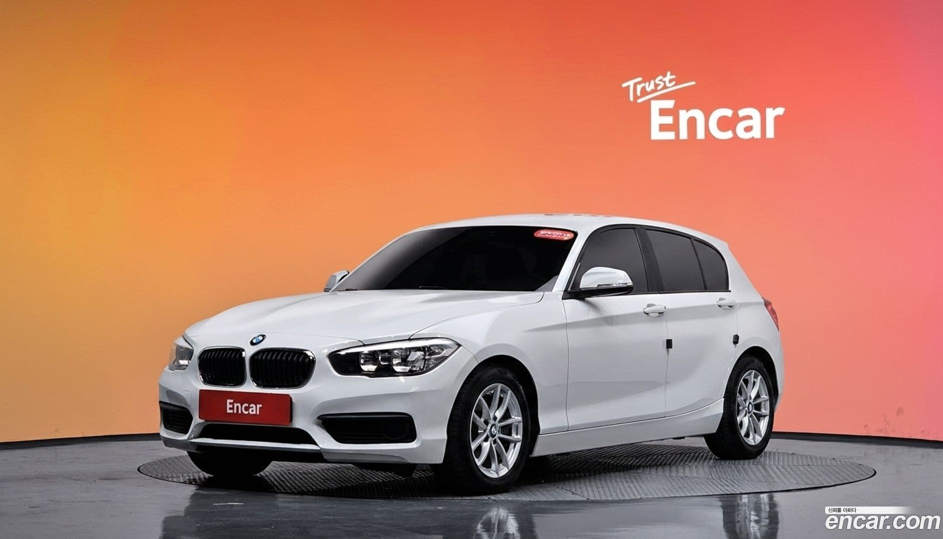 Main__Slider__Photo:1-Series BMW 2018.1-0