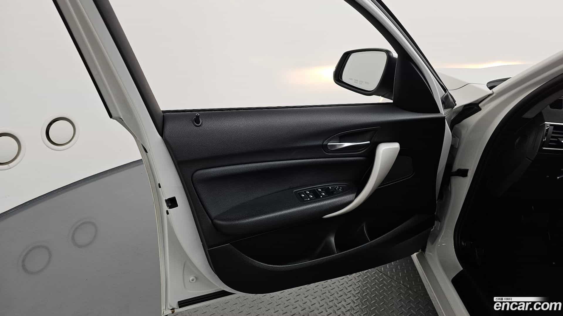 1-Series BMW 2018.1-INNER-034