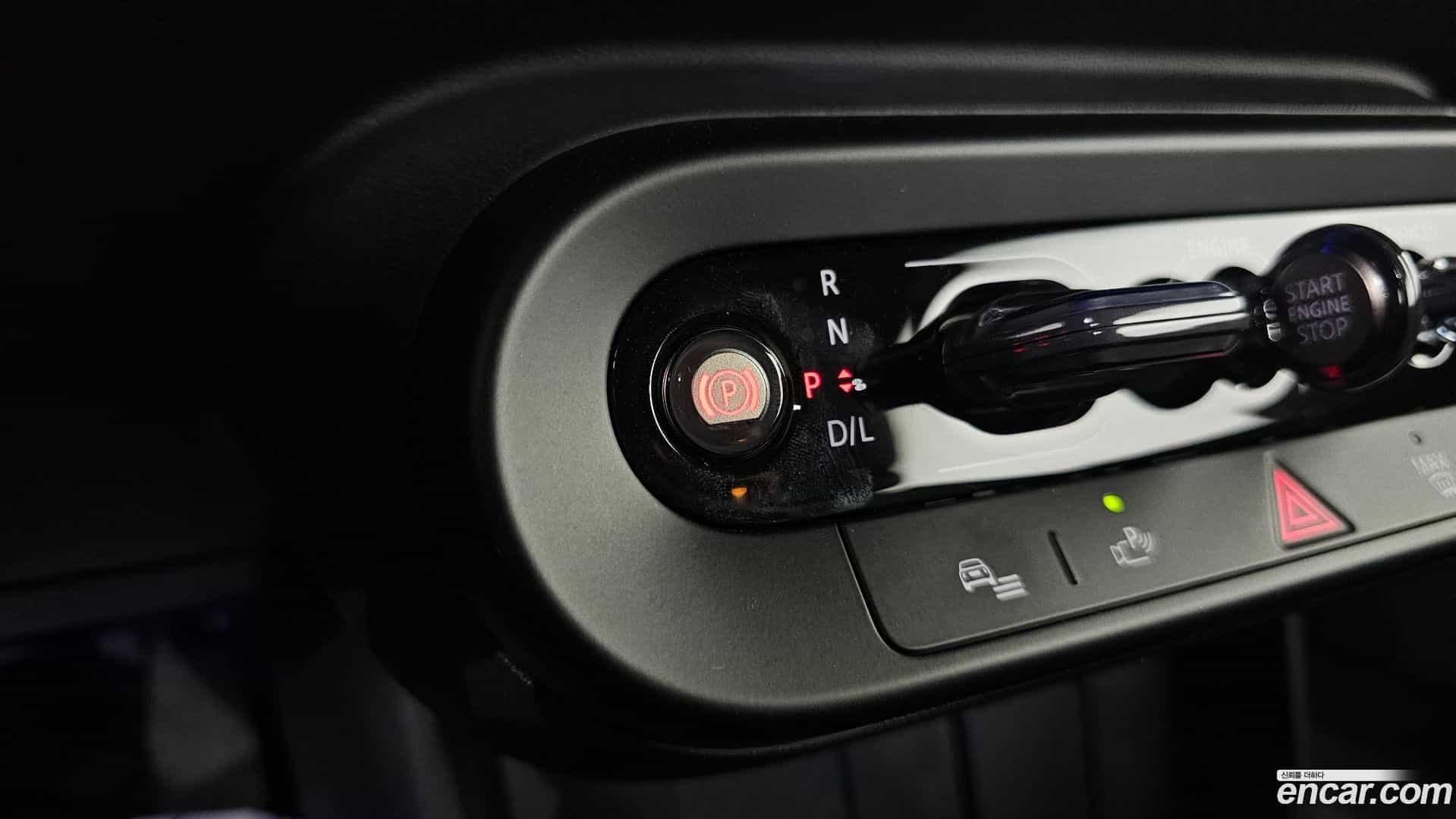Cooper Convertible Mini 2025.3-INNER-009
