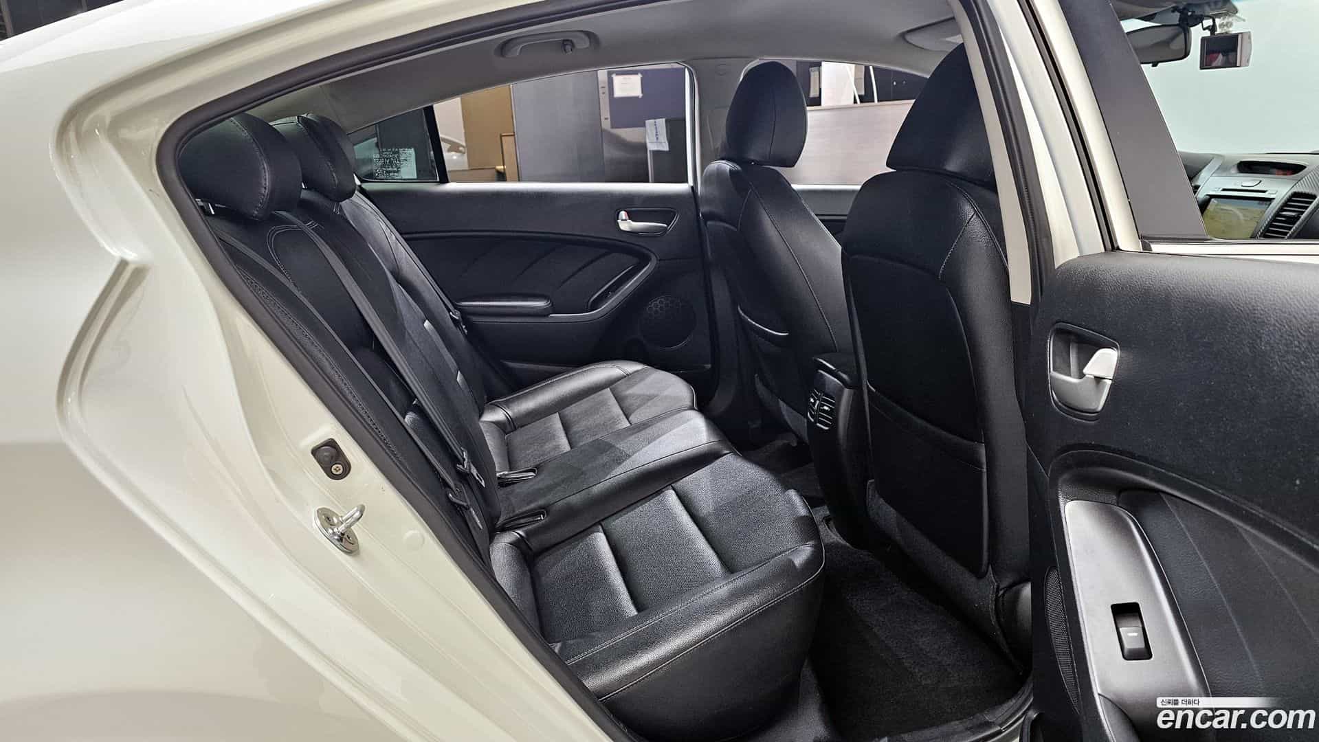 K3 Kia 2015.3-OPTION-015