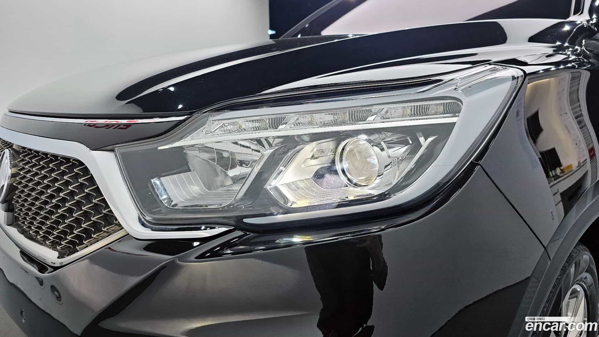 Rexton KG Mobility 2018.3-OUTER-032
