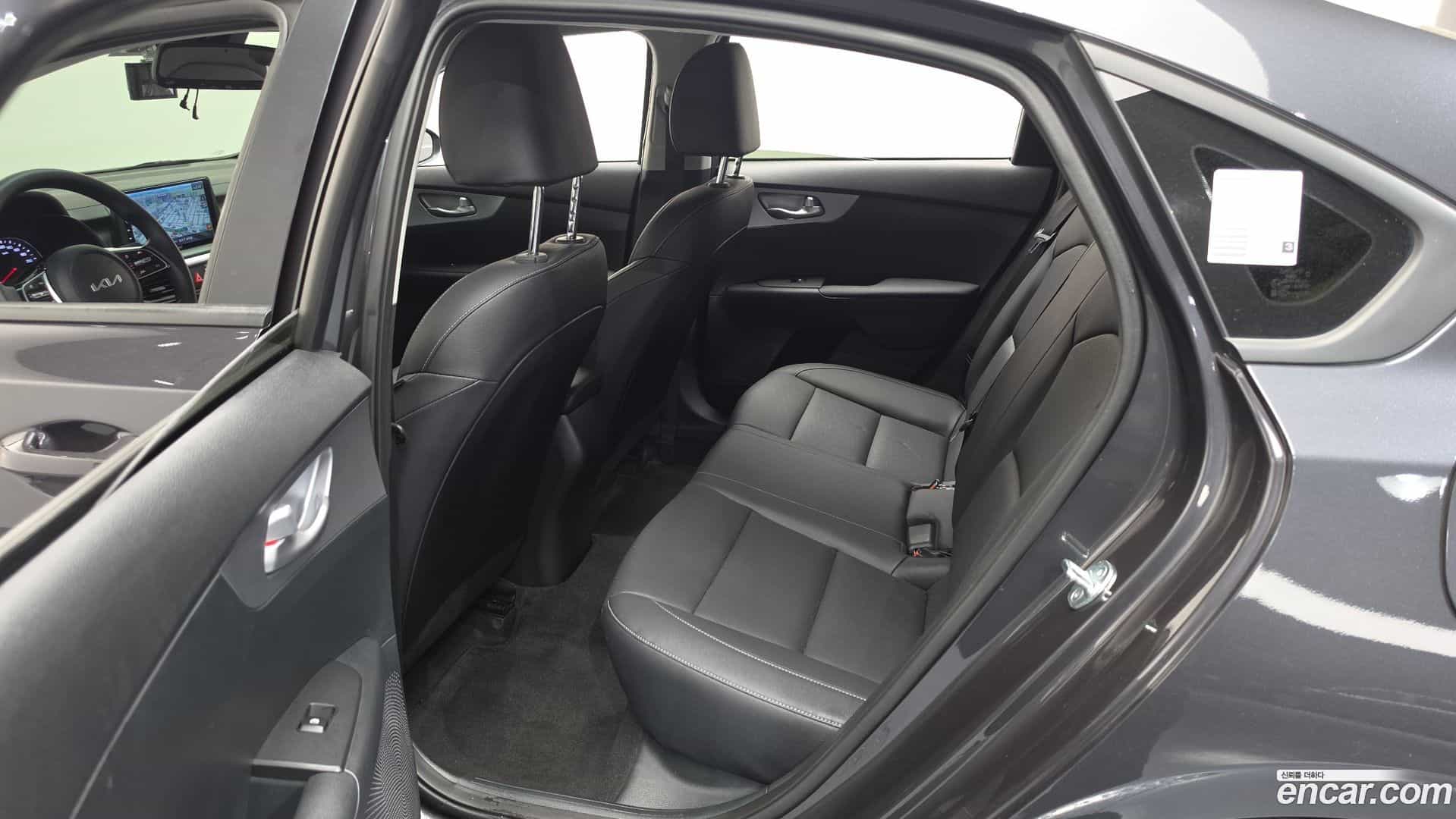 K3 Kia 2023.1-OPTION-015