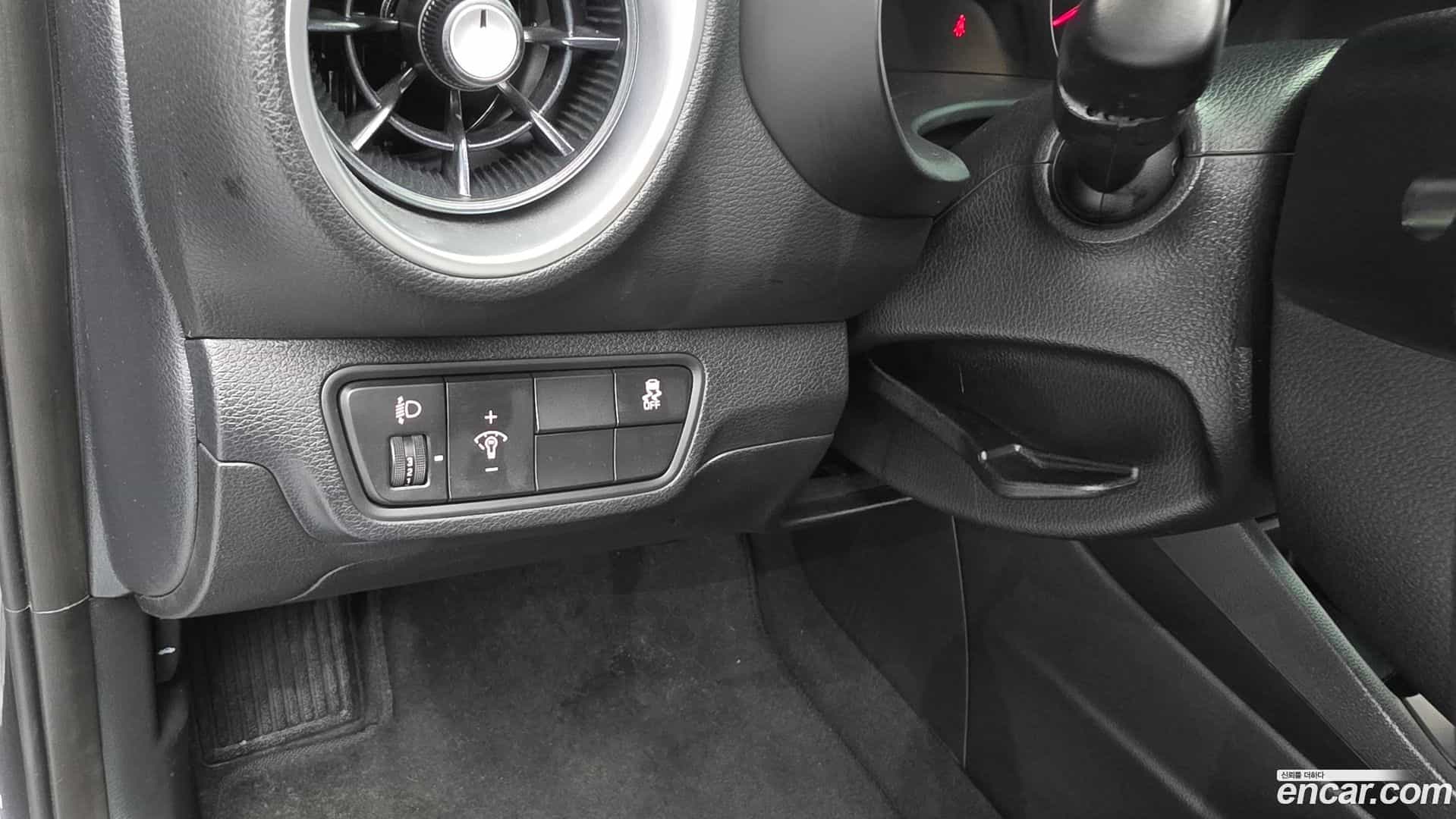 K3 Kia 2023.1-OPTION-019