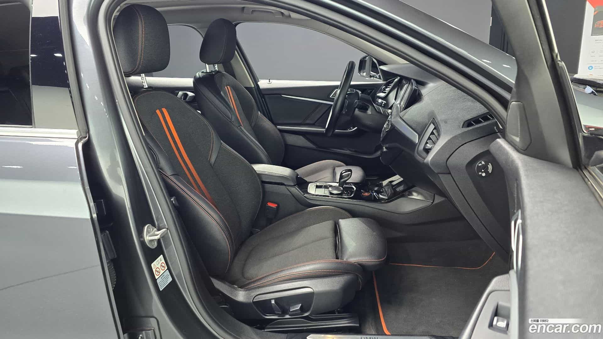 1-Series BMW 2021.4-INNER-010