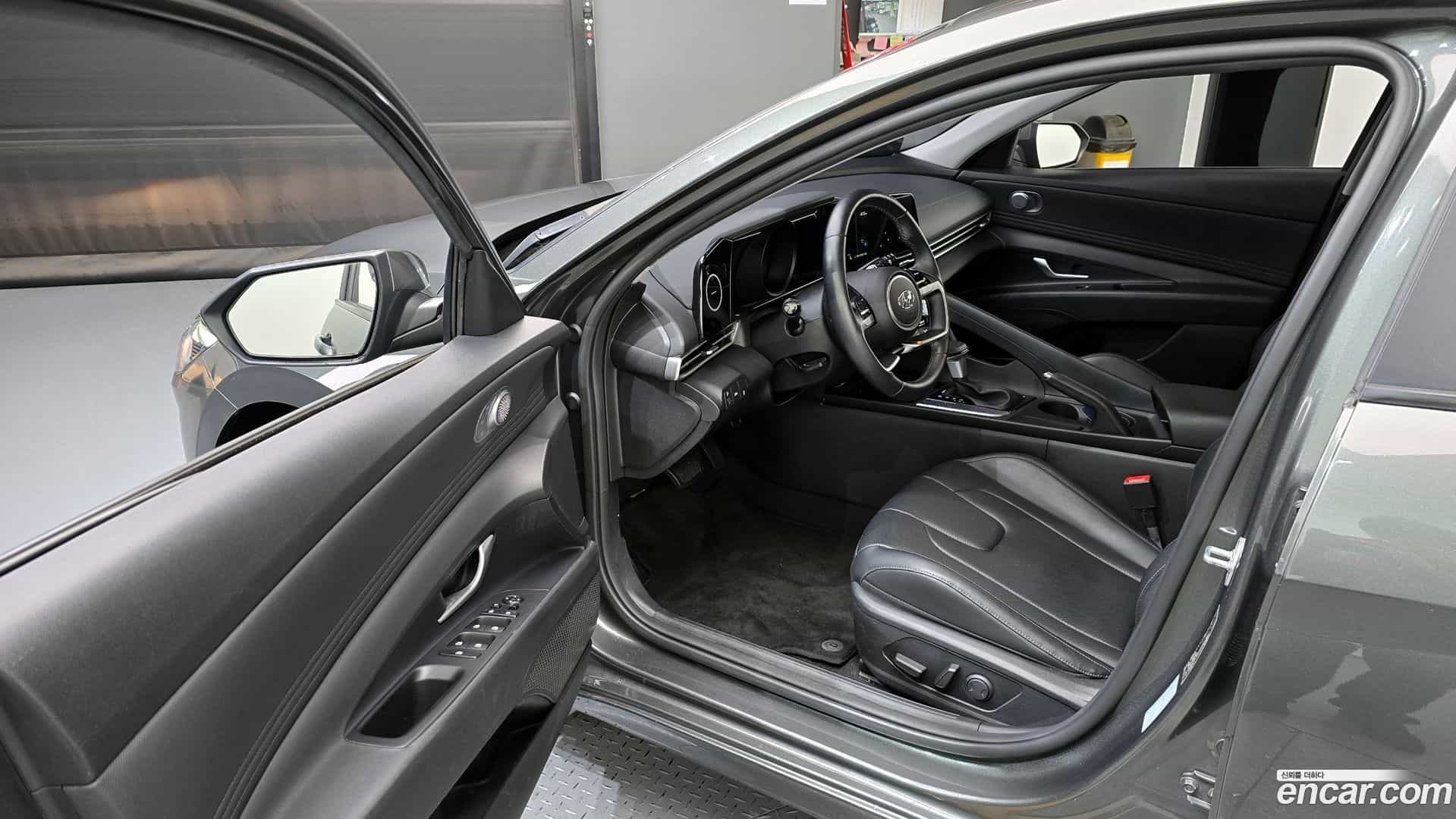 AVANTE Hyundai 2022.3-INNER-010
