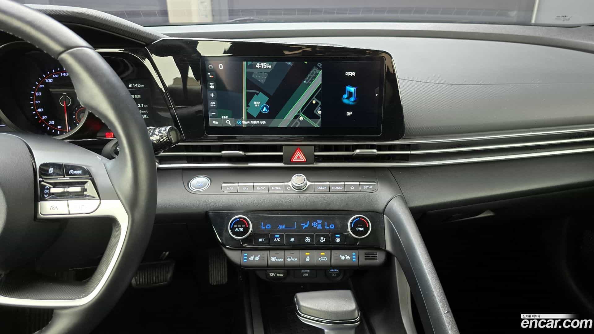 AVANTE Hyundai 2022.3-OPTION-040